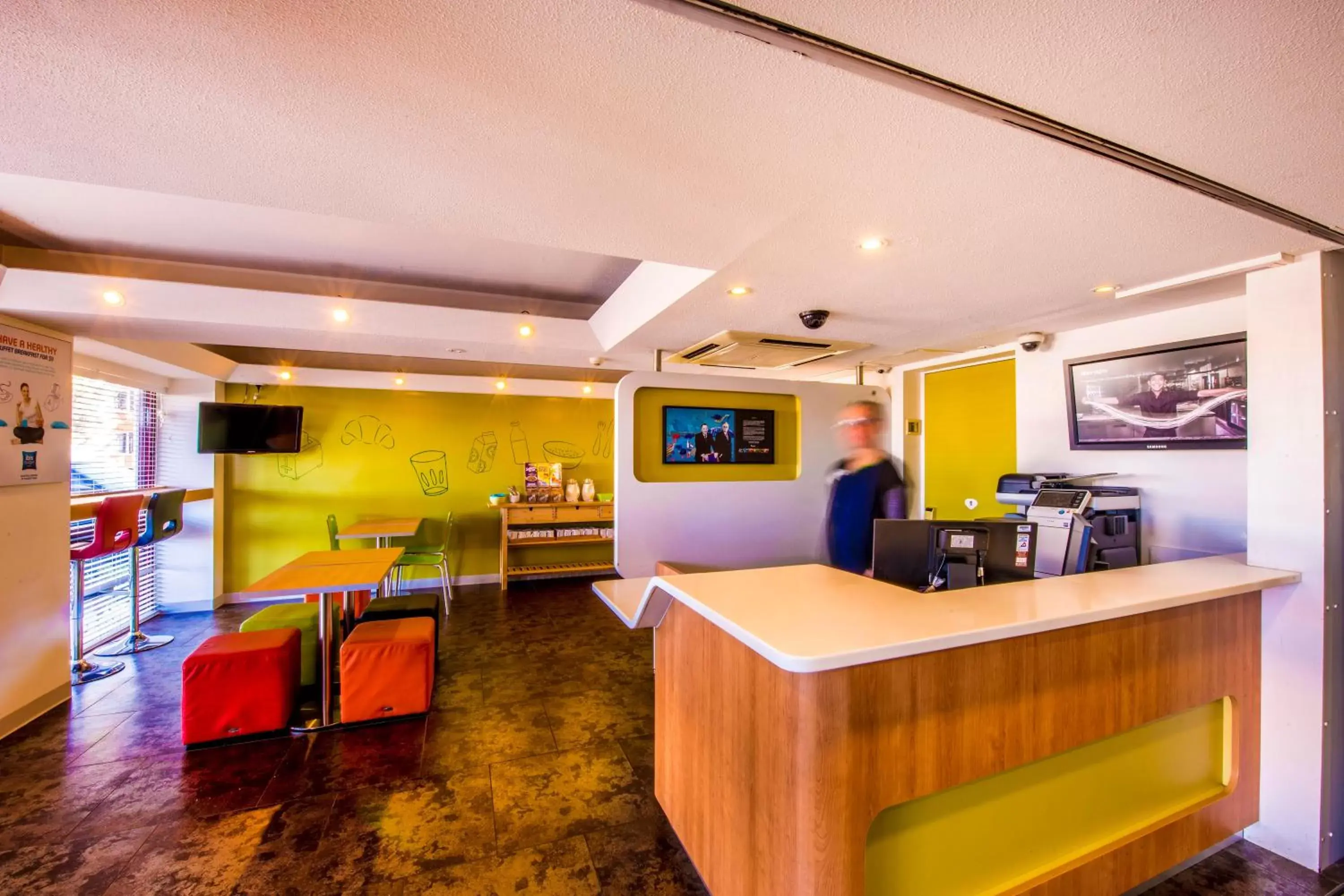 Restaurant/places to eat, Lounge/Bar in ibis Budget - Campbelltown
