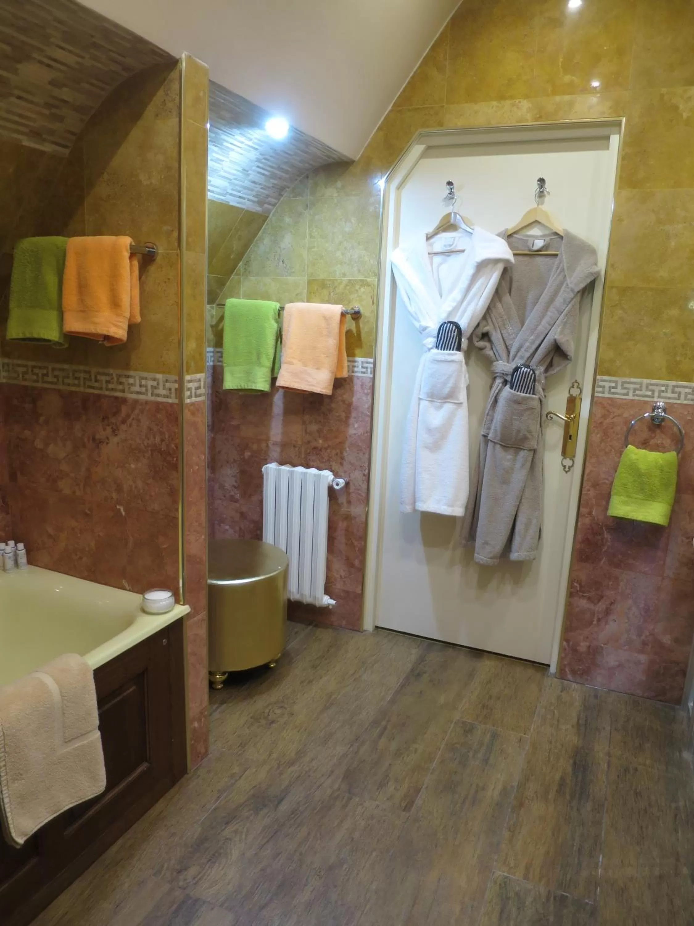 Shower, Bathroom in KerBlondel