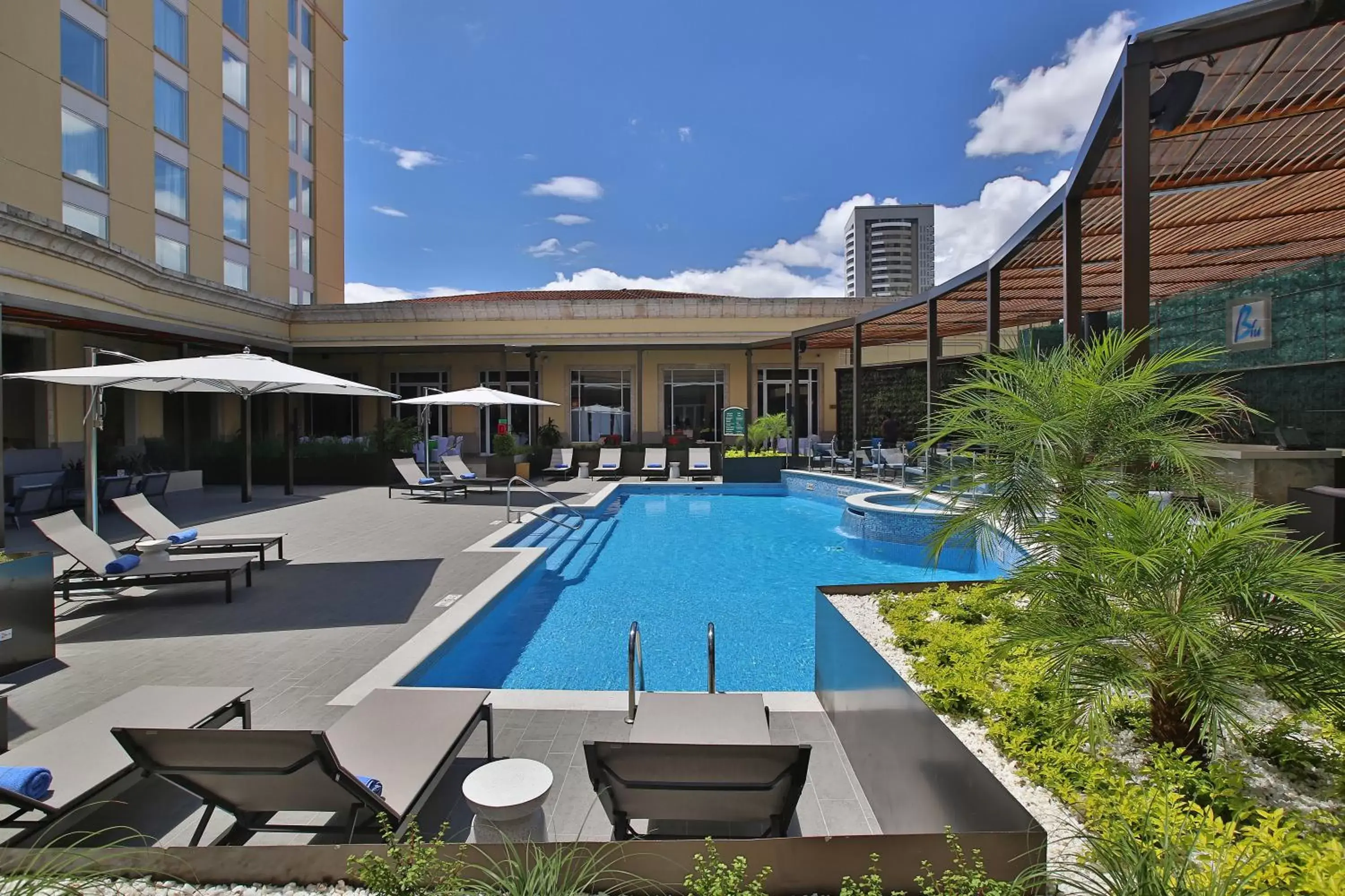 Swimming Pool in Hotel Real Intercontinental Tegucigalpa, an IHG Hotel