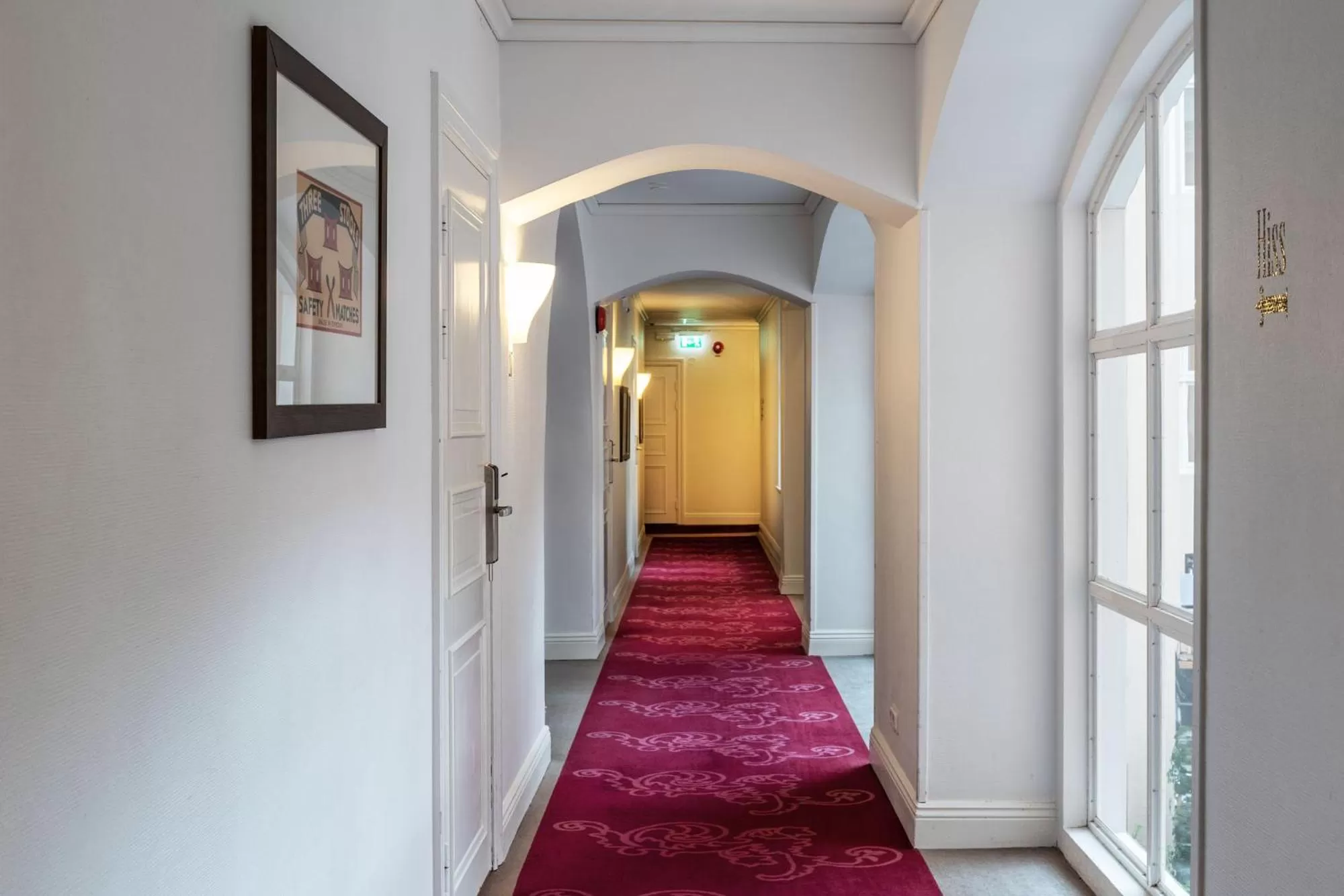 Area and facilities in Home Hotel Victoria