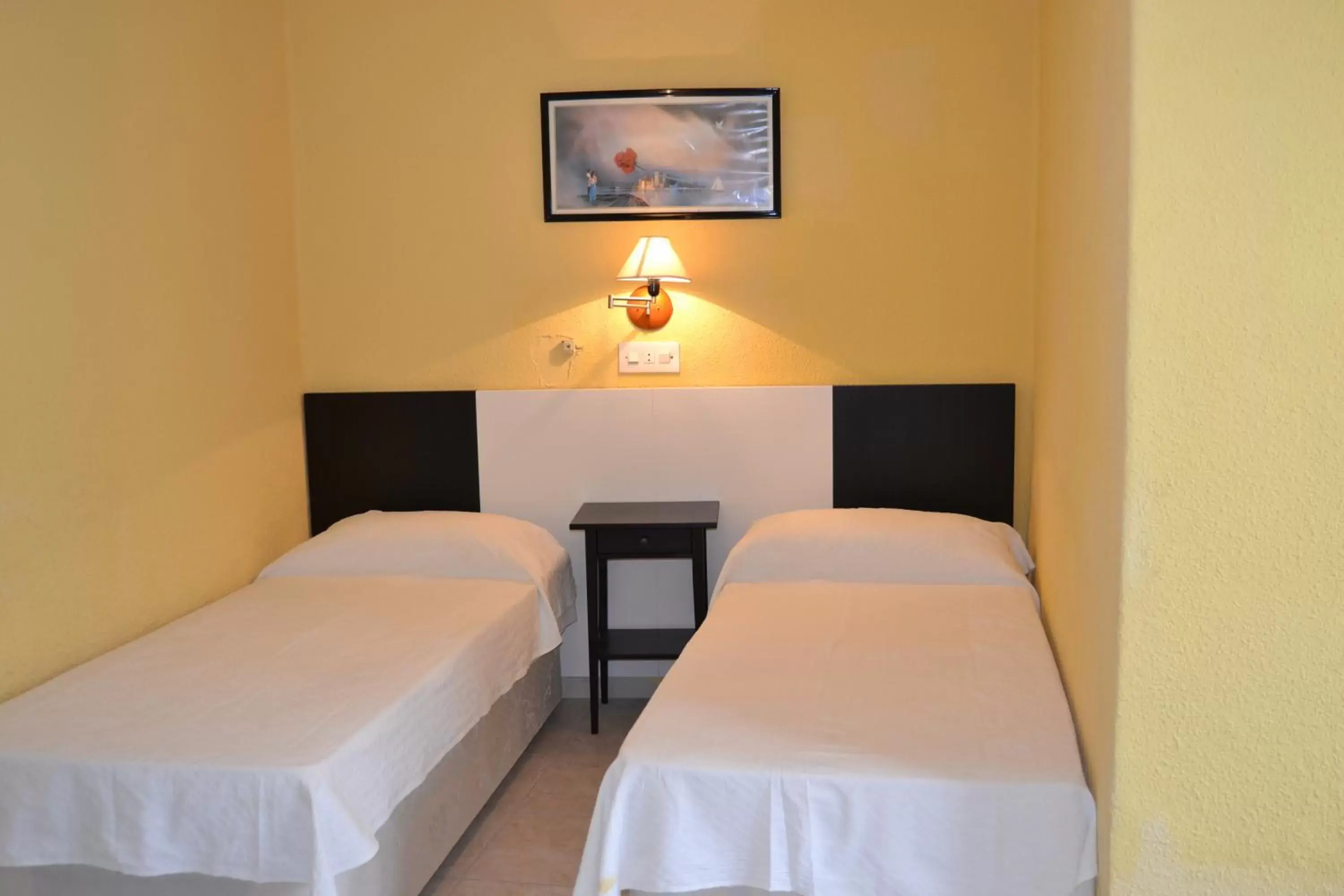 Bed in Hotel Miramar