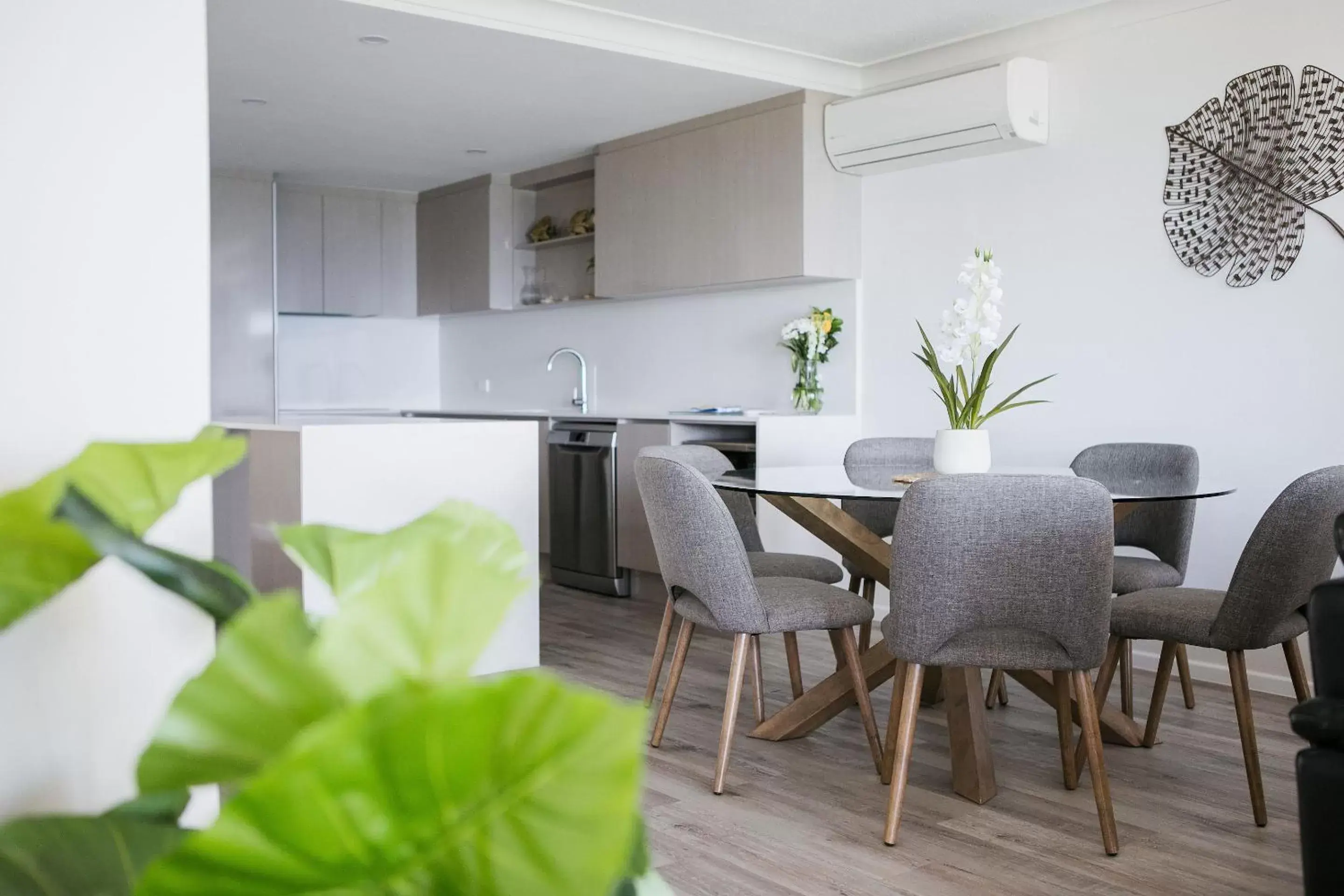 Dining Area in Osprey Apartments