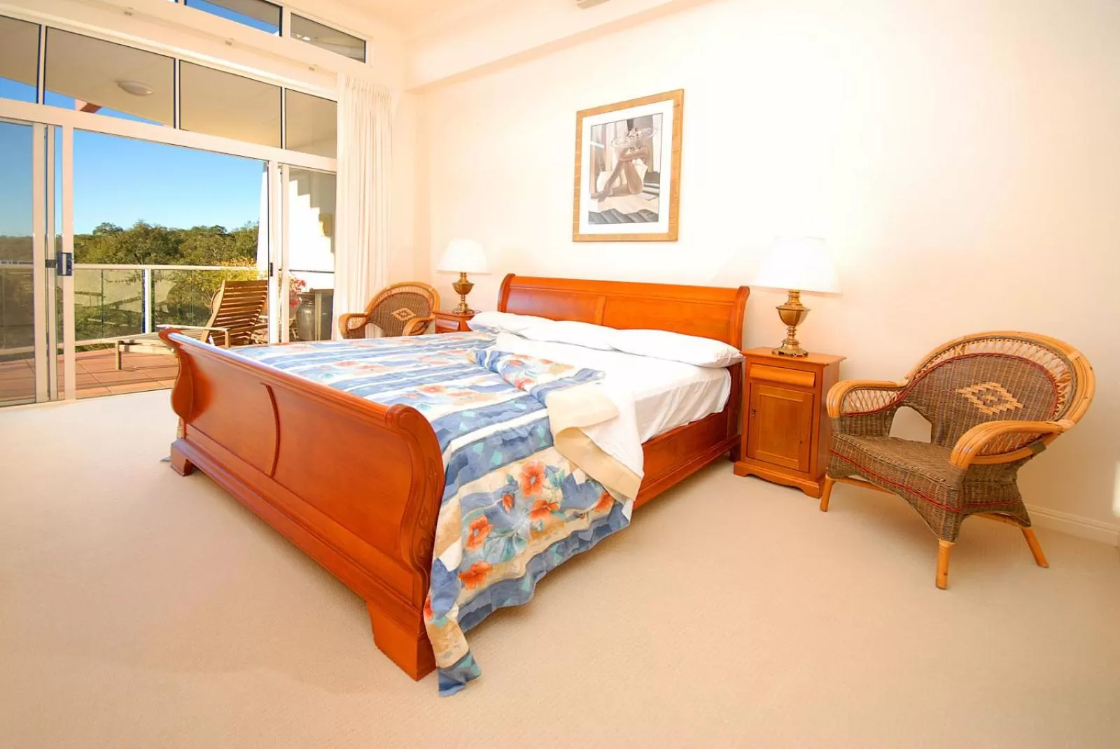Bedroom, Bed in Magnolia Lane Apartments