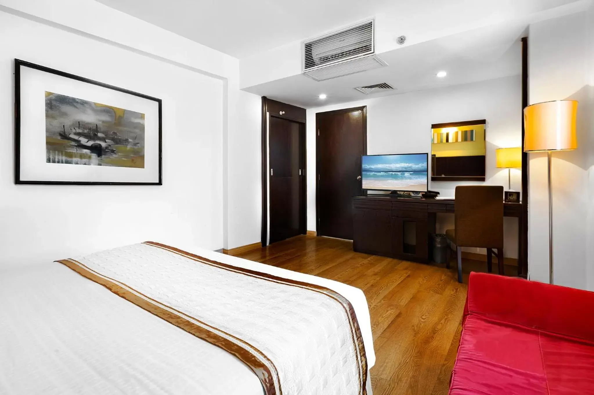 Bedroom, Bed in Bao Son International Hotel