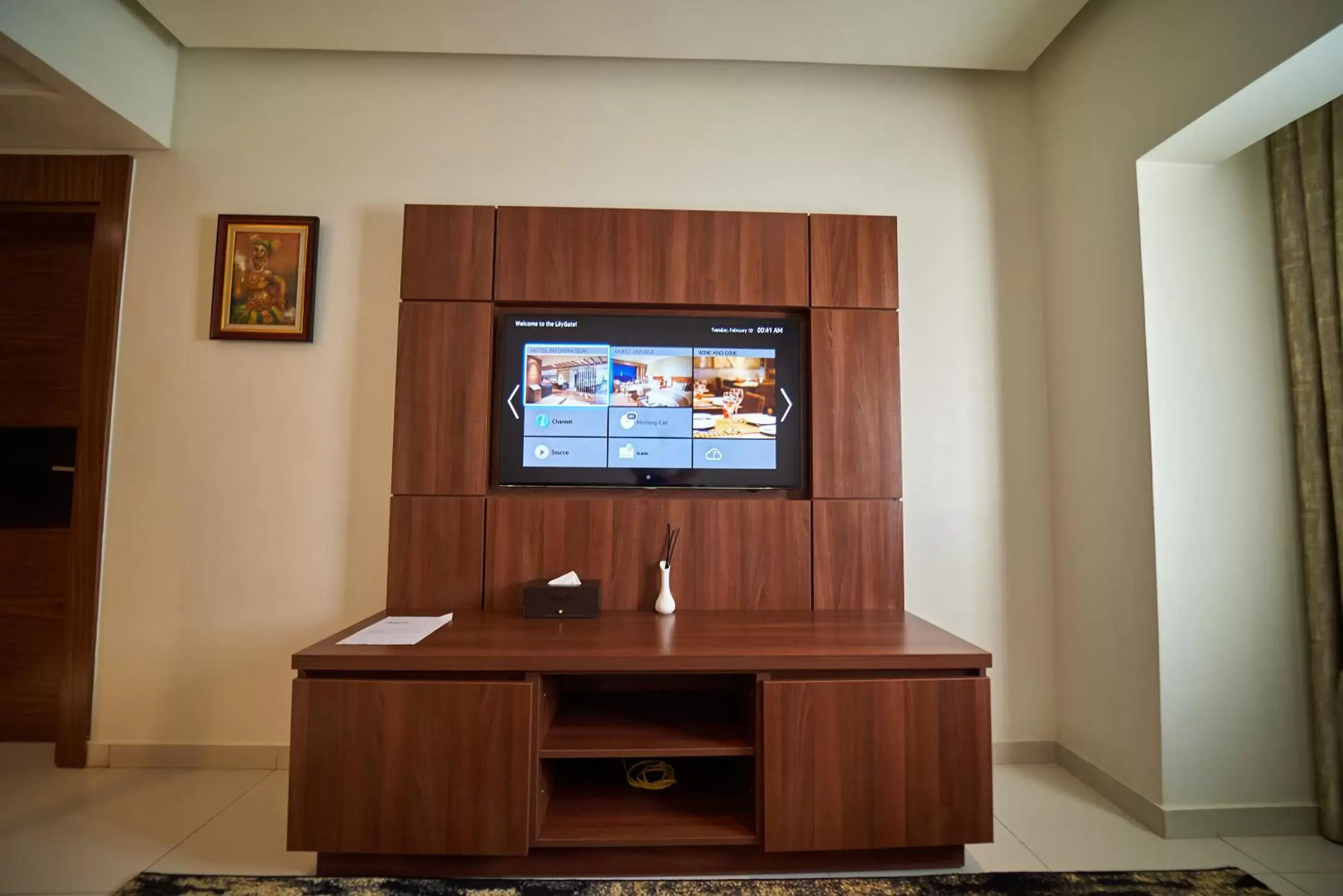 TV/Entertainment Center in The Lilygate Lagos