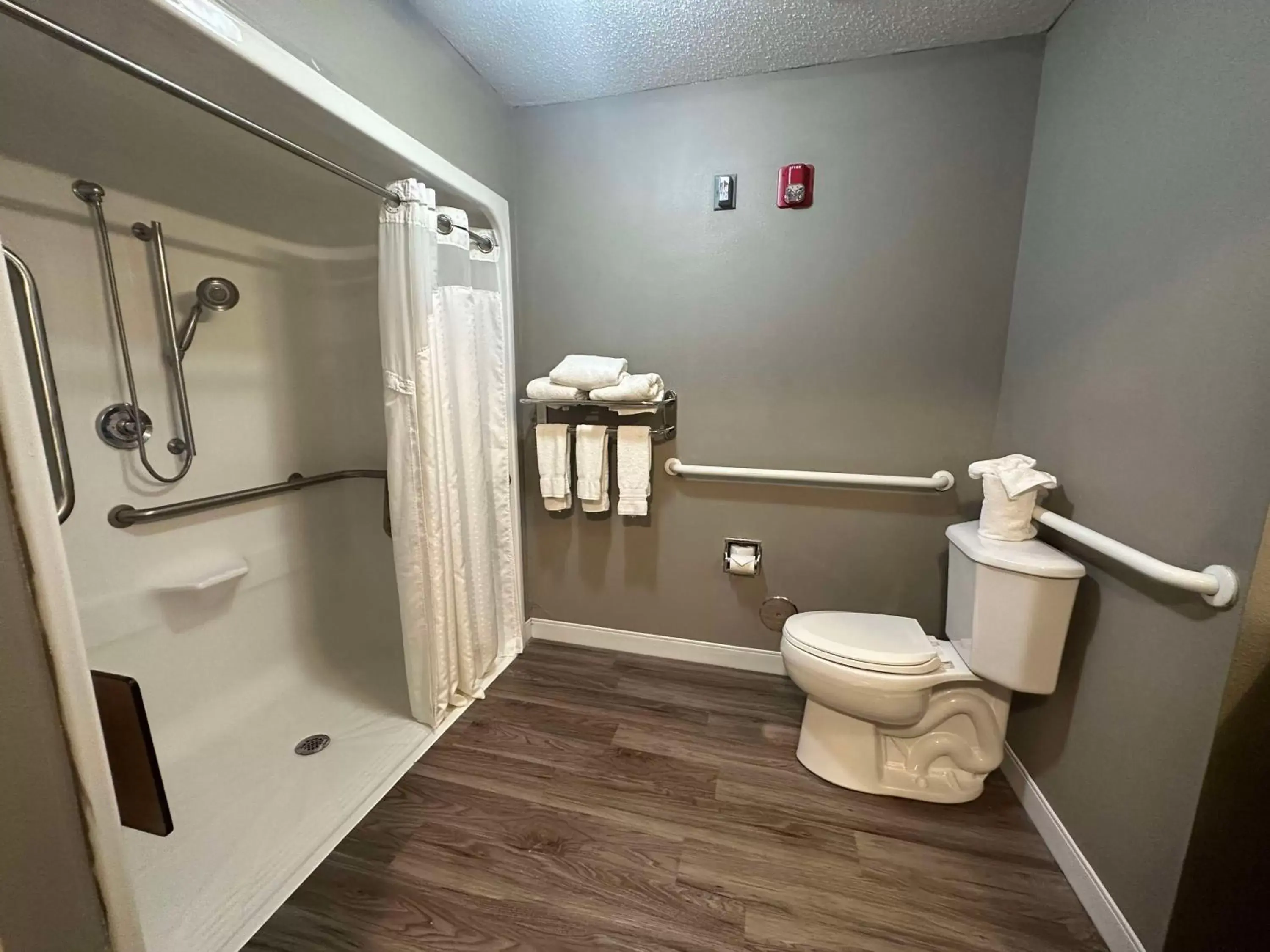 Bathroom in SureStay Plus by Best Western Fremont I-69