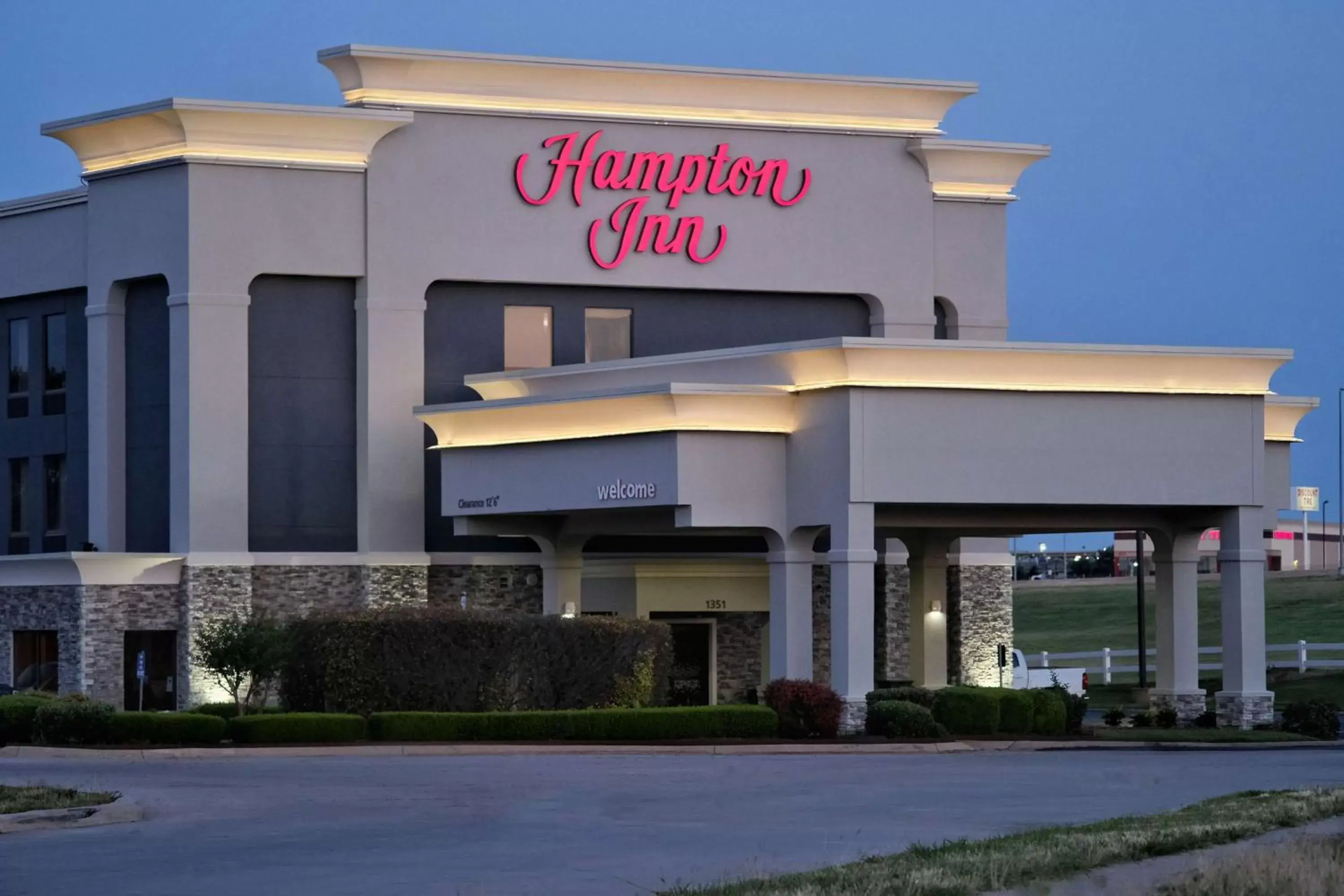 Property building in Hampton Inn Oklahoma City/Yukon Property building in Hampton Inn Oklahoma City/Yukon