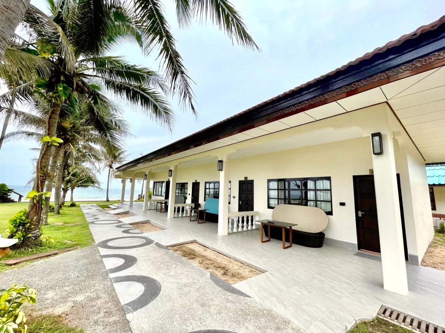 Property building in Ban Saithong Beach Resort