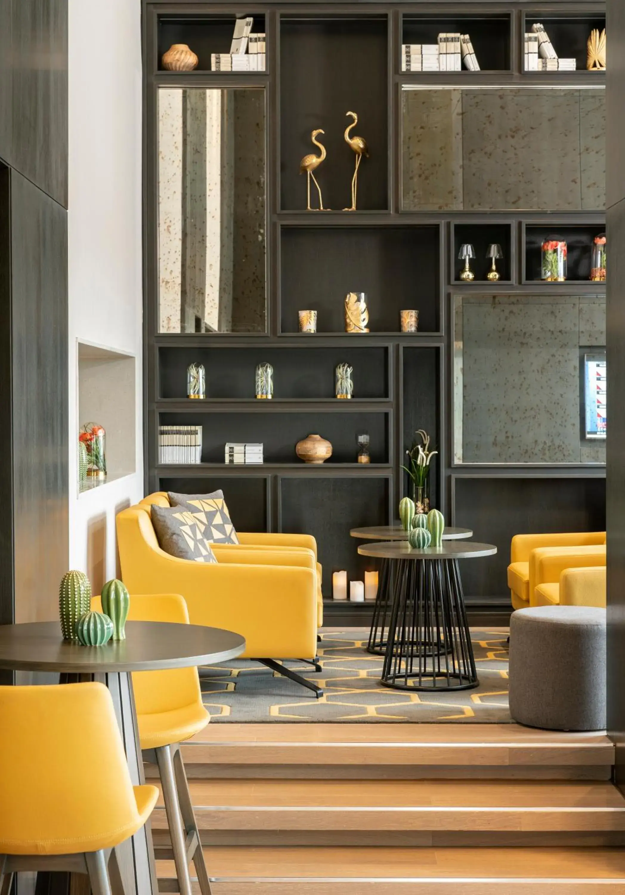 Lounge or bar in Centro Westside by Rotana