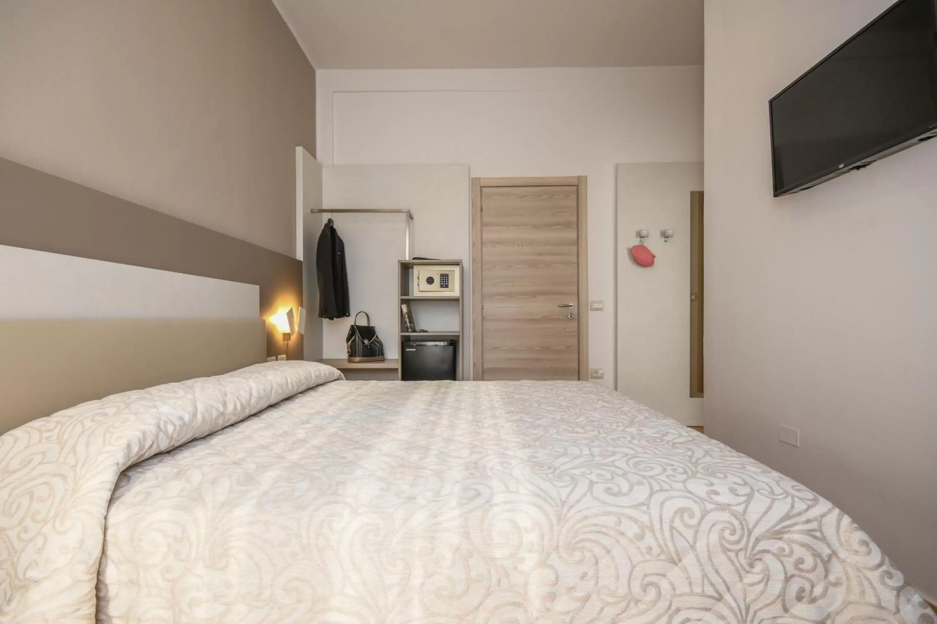 Bedroom, Bed in Hotel Riel