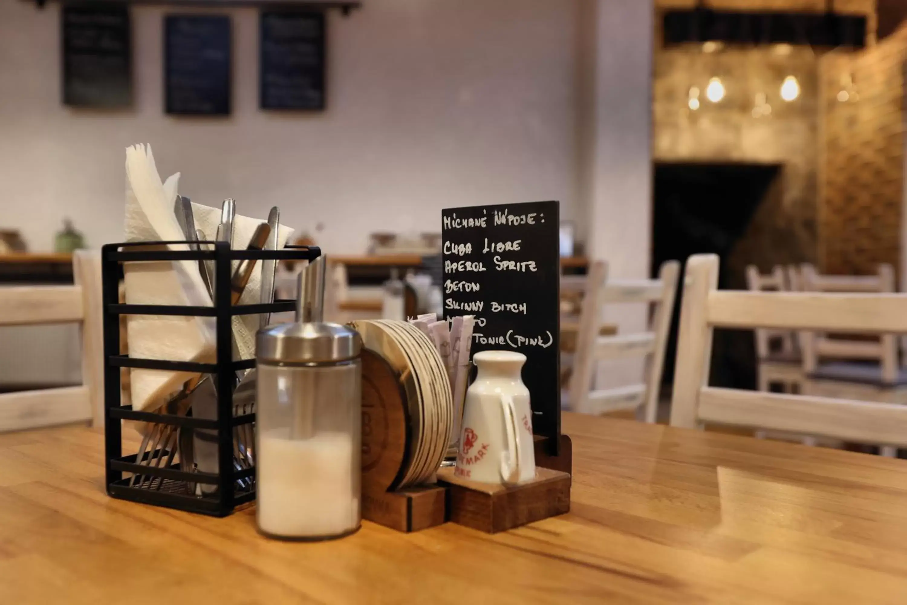 Restaurant/places to eat in Romania Restaurant/places to eat in Romania