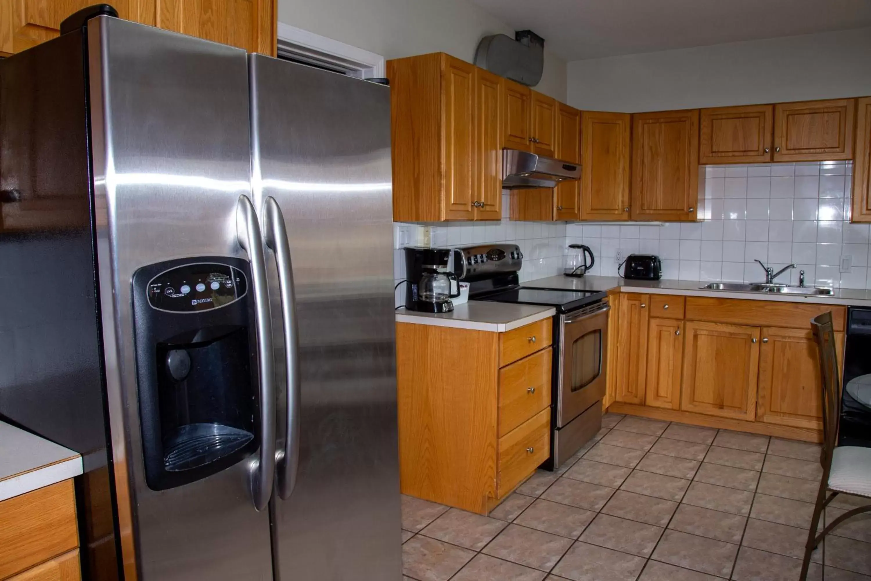 Kitchen or kitchenette, Kitchen/Kitchenette in Spanish Villa Resort