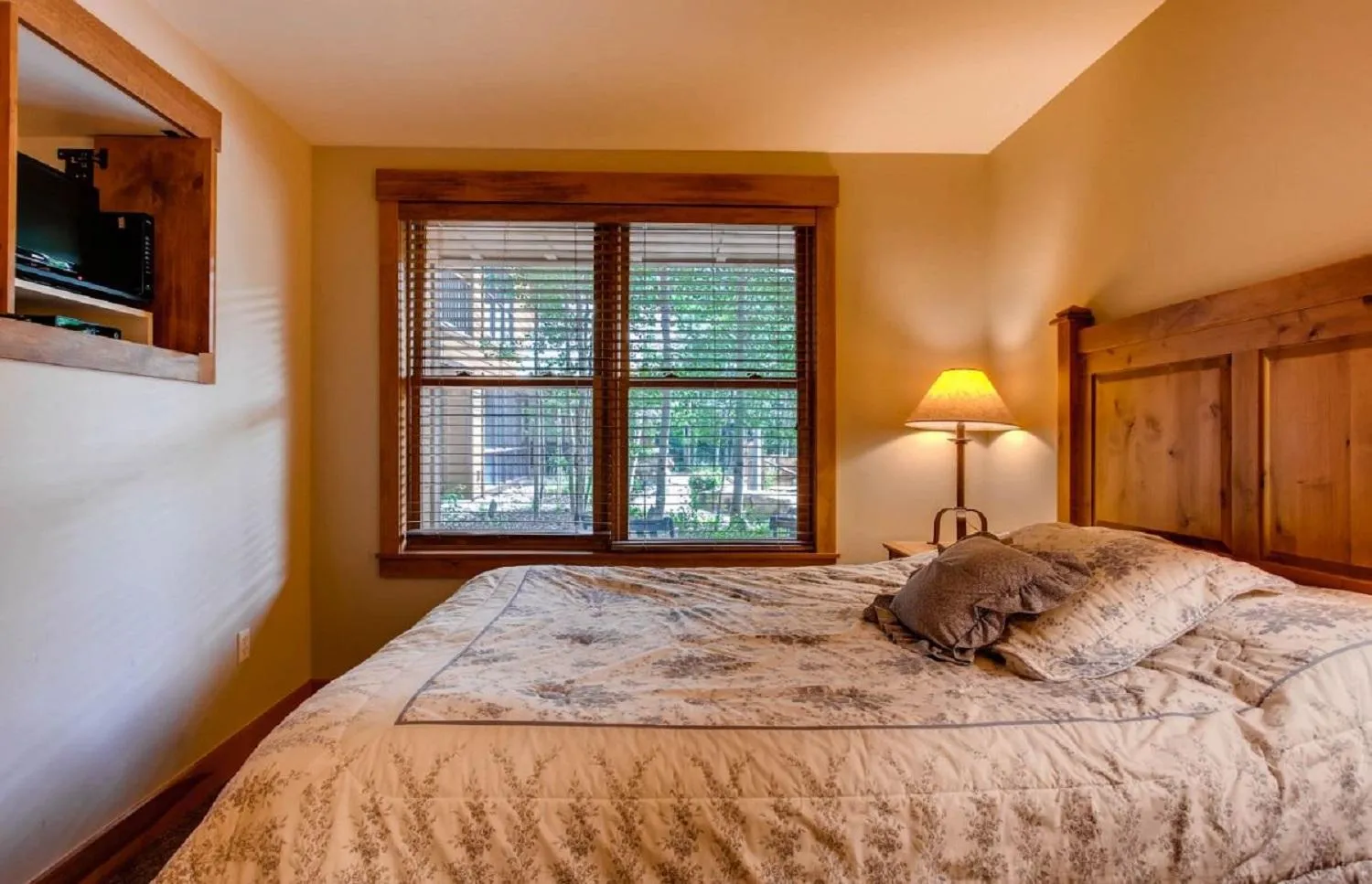 Bed in River Run Village by Keystone Resort