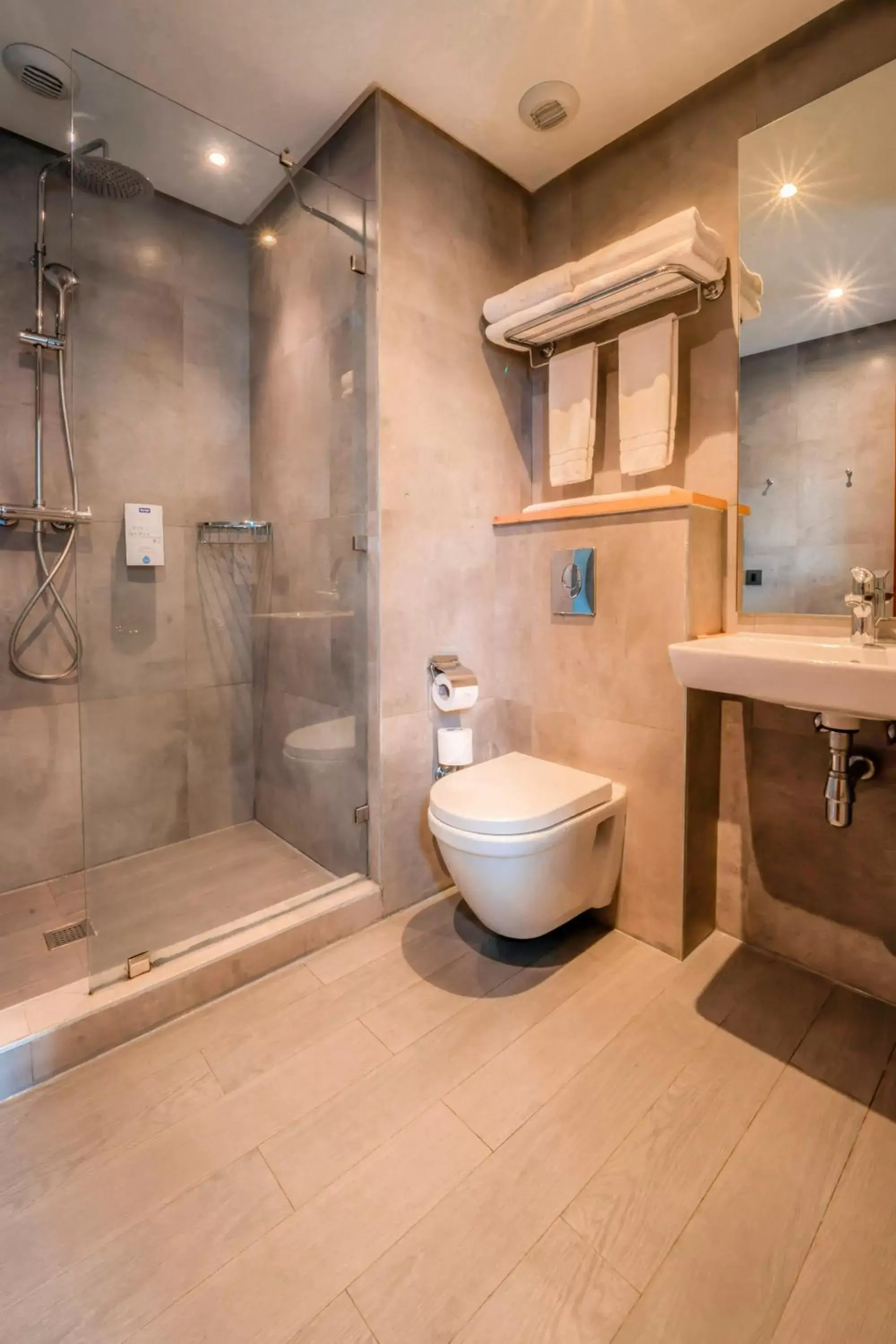 Shower, Bathroom in Kyriad Residence Casablanca