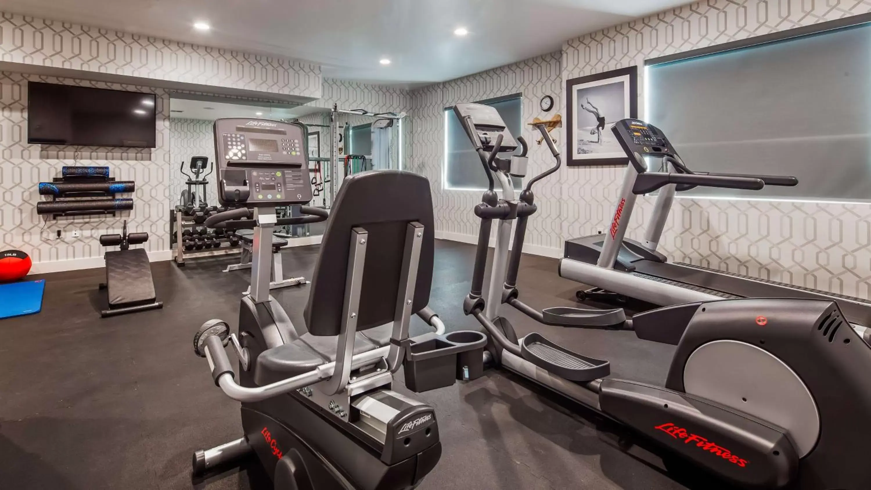 Fitness centre/facilities, Fitness Center/Facilities in Aristocrat Hotel, BW Signature Collection
