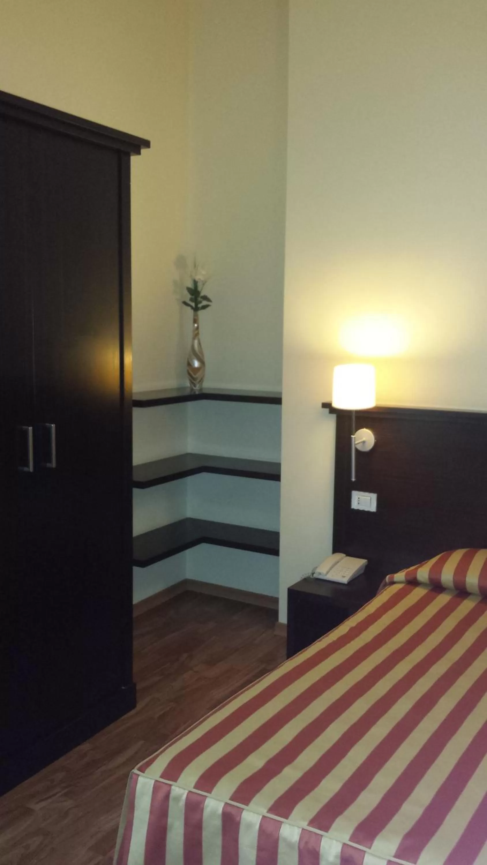 Bedroom, Bed in Hotel Due Colonne