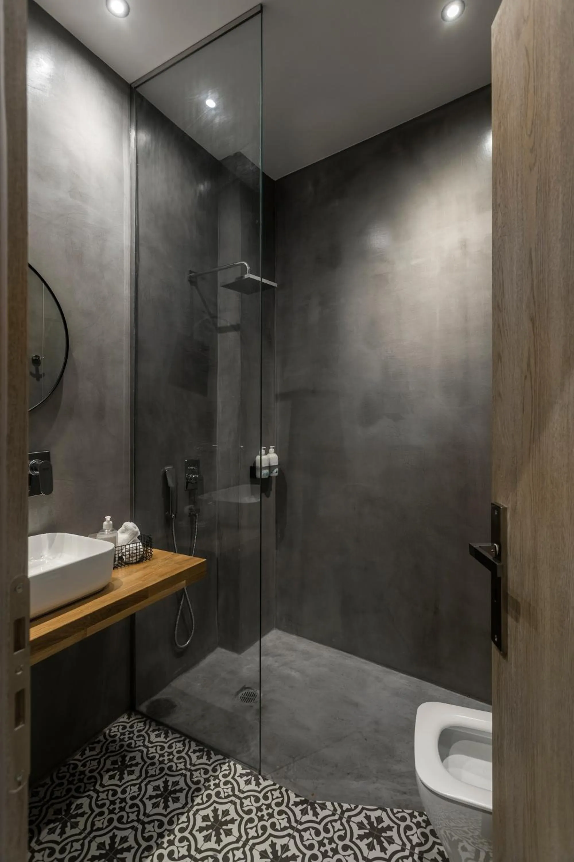 Bathroom in Melo Athens