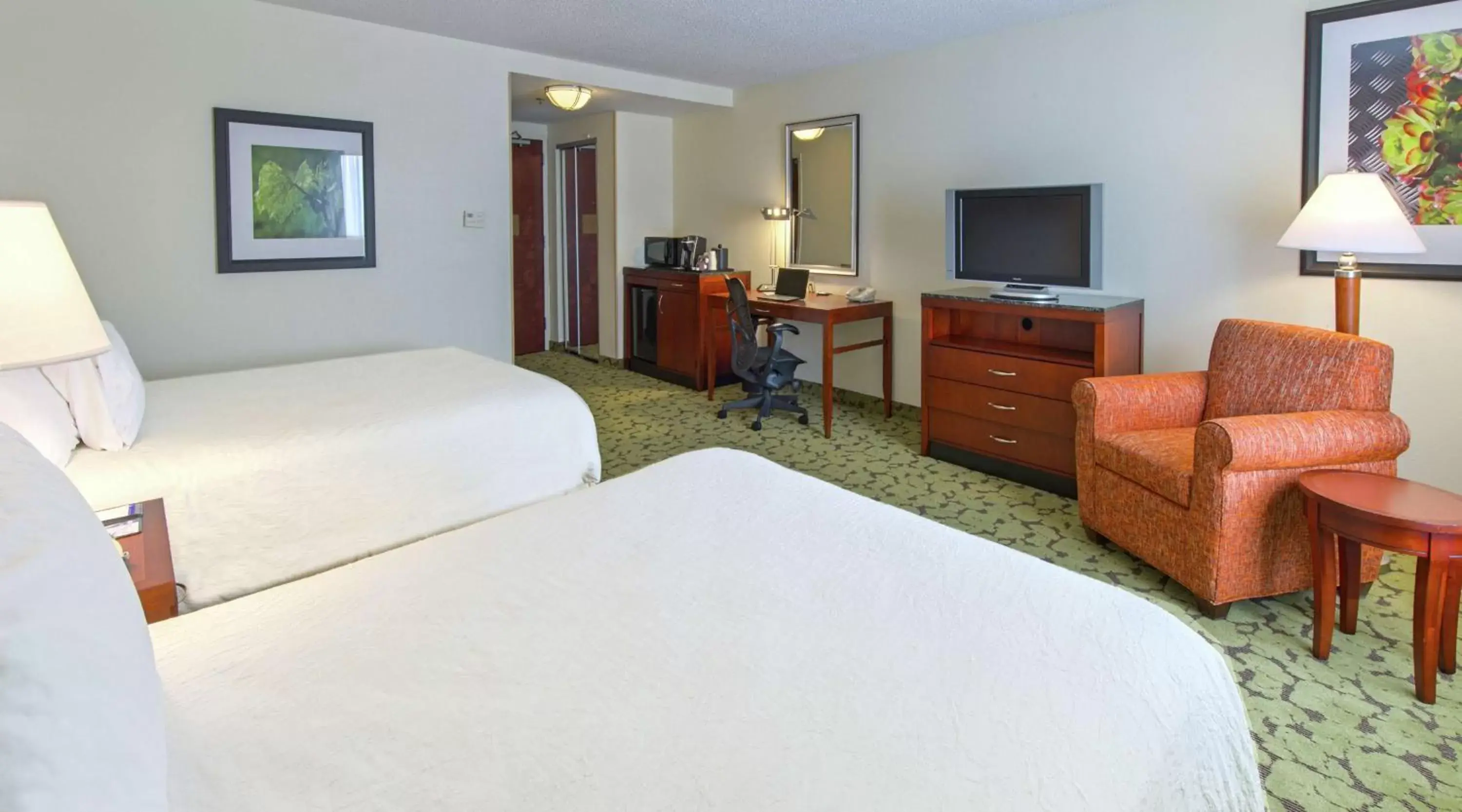 Bedroom, Bed in Hilton Garden Inn Macon/Mercer University