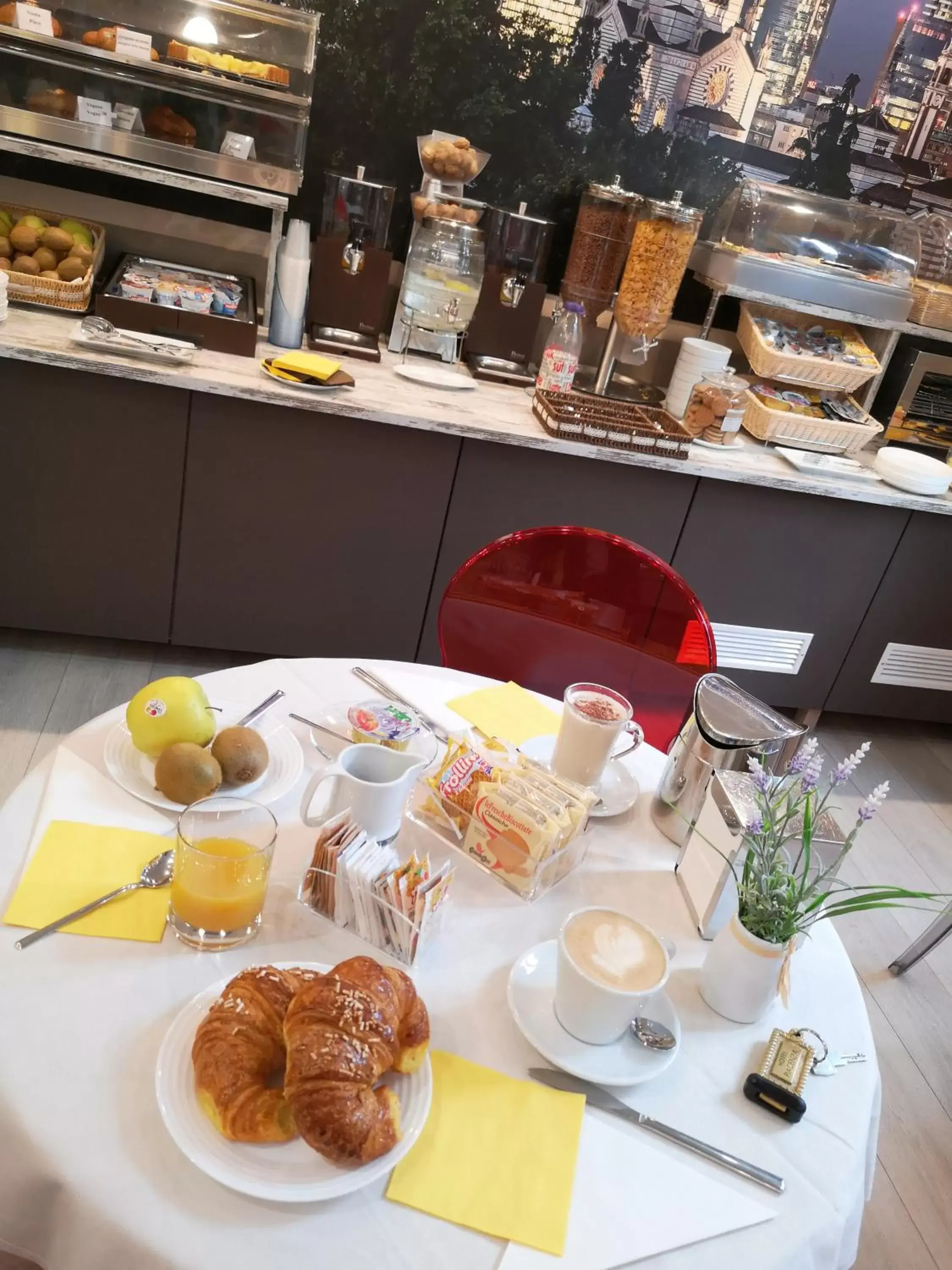 Lounge or bar, Breakfast in Hotel Piacenza