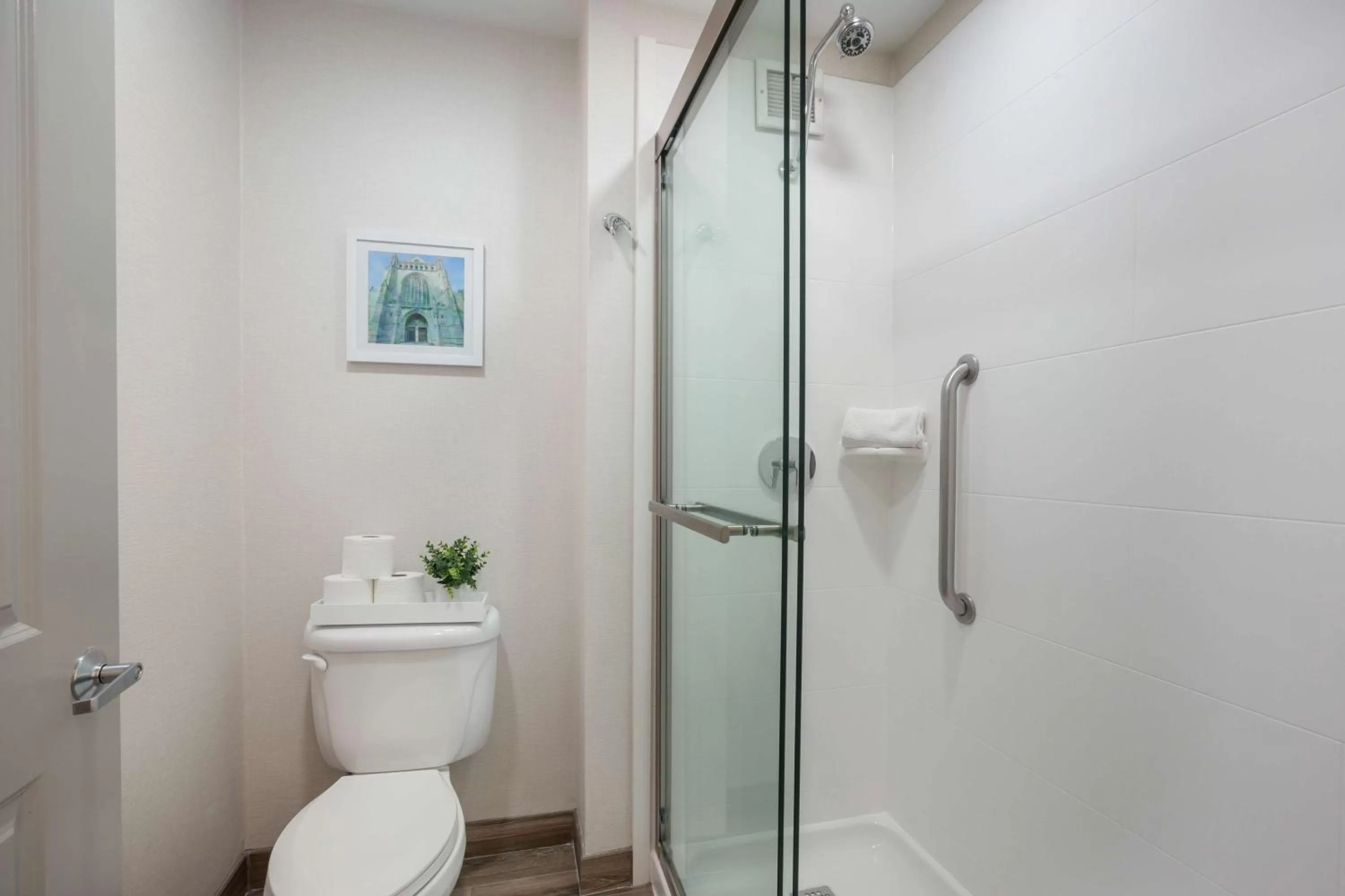 Bathroom in Hampton Inn Princeton