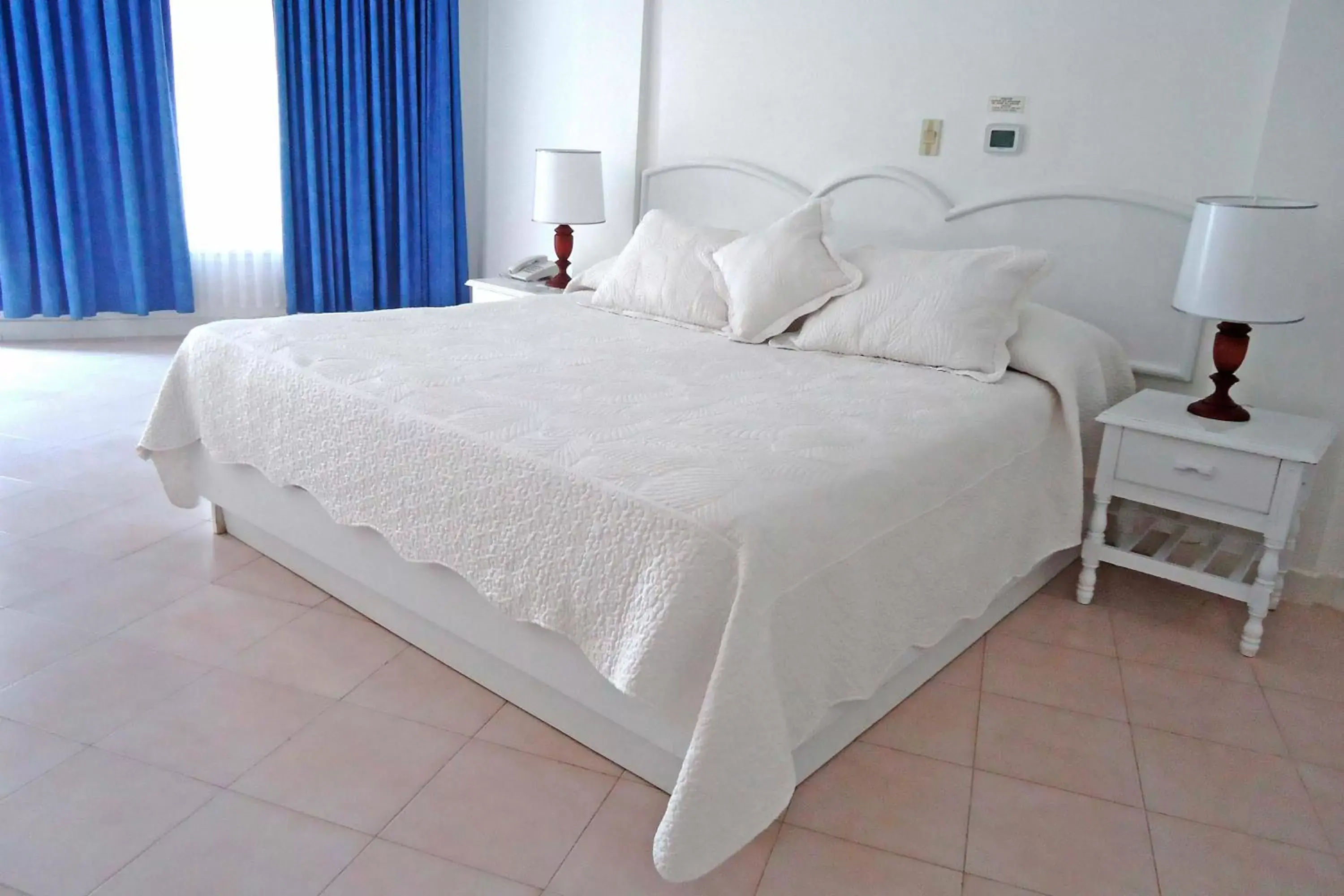 Bed, Room Photo in Decameron Marazul - All Inclusive