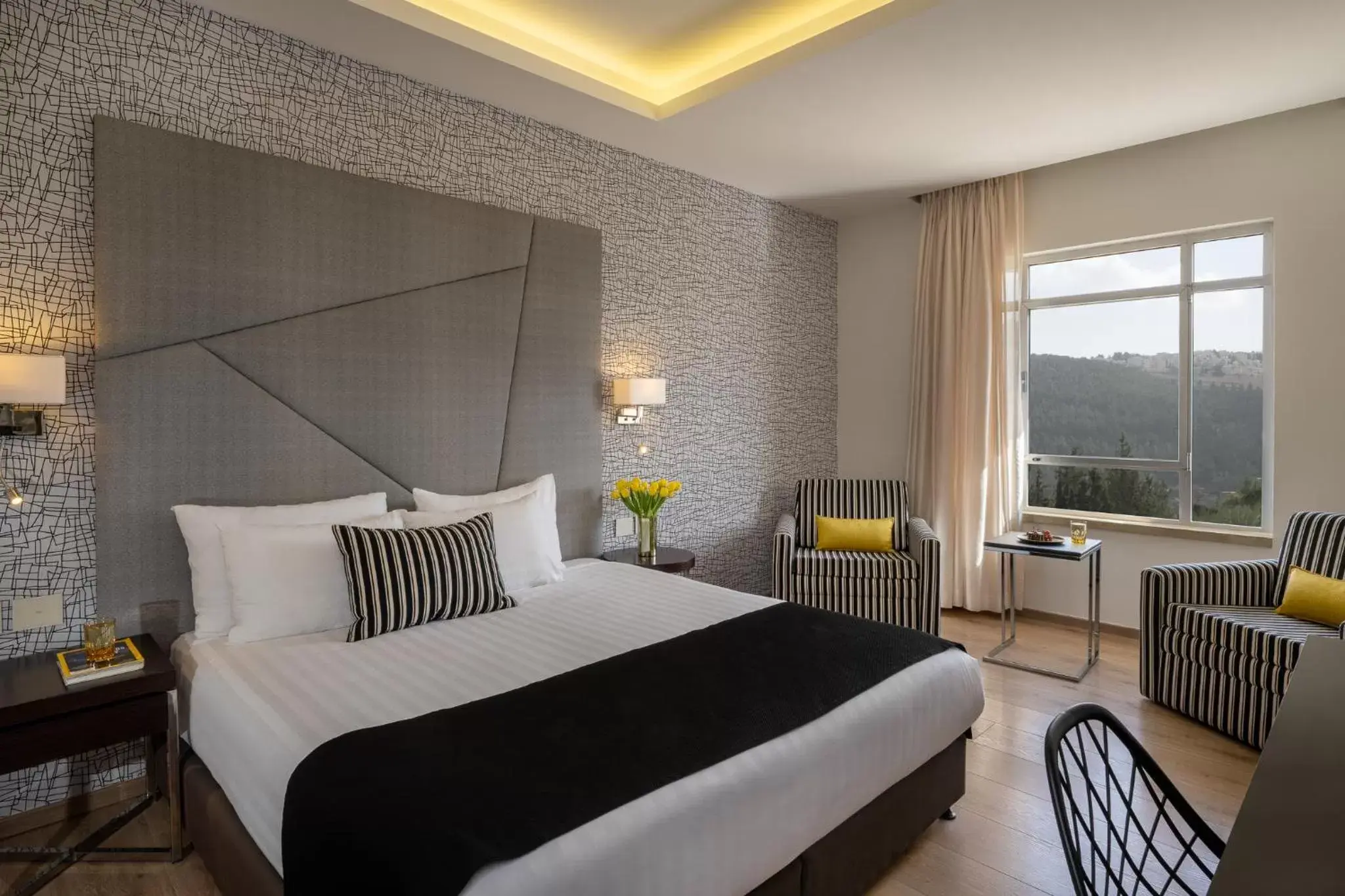 Bedroom, Bed in Hotel Yehuda