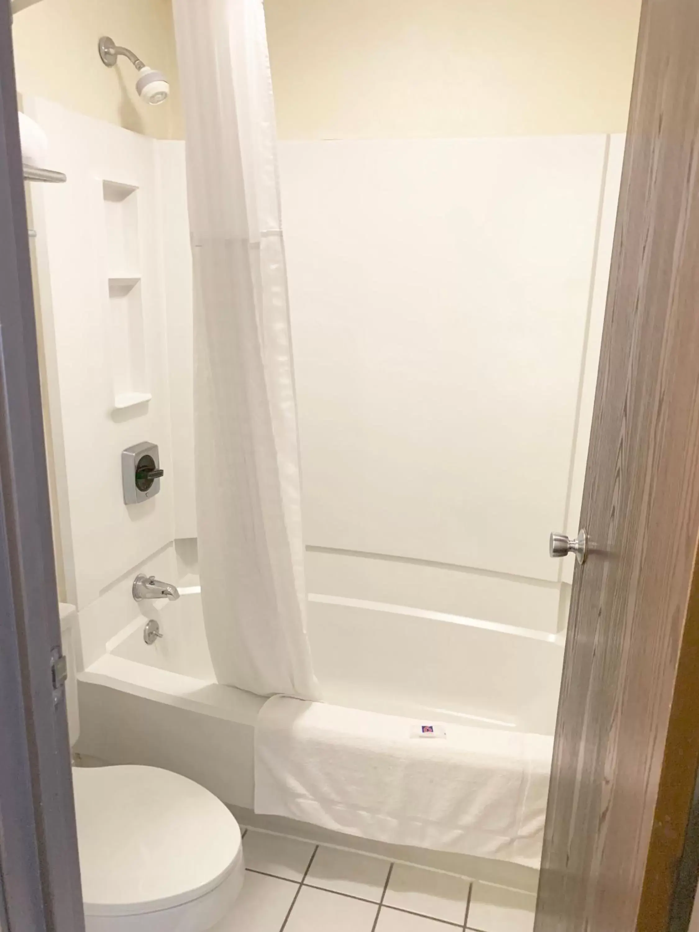 Shower, Bathroom in Motel 6 McGraw, NY - Cortland