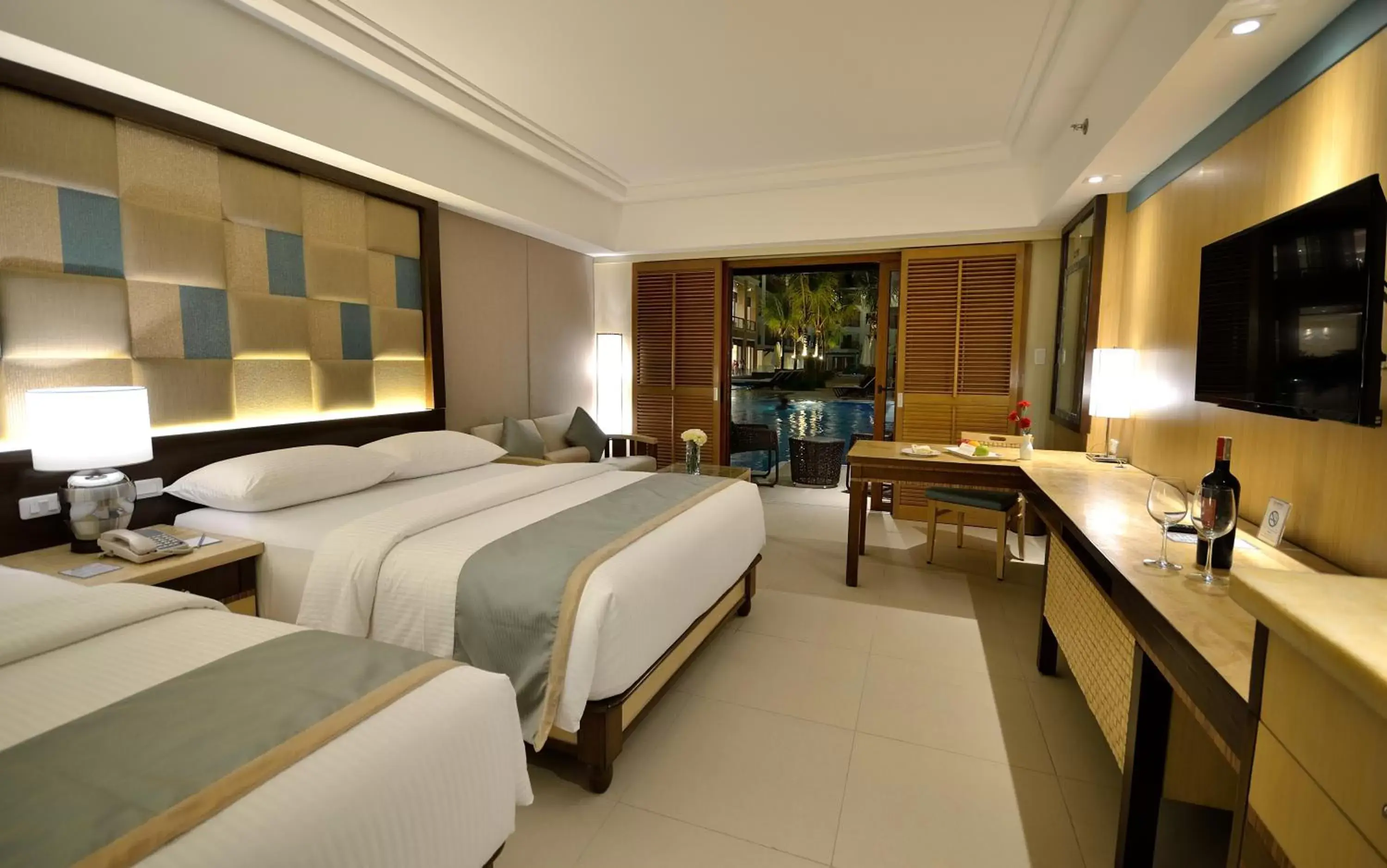 Bedroom in Henann Resort Alona Beach