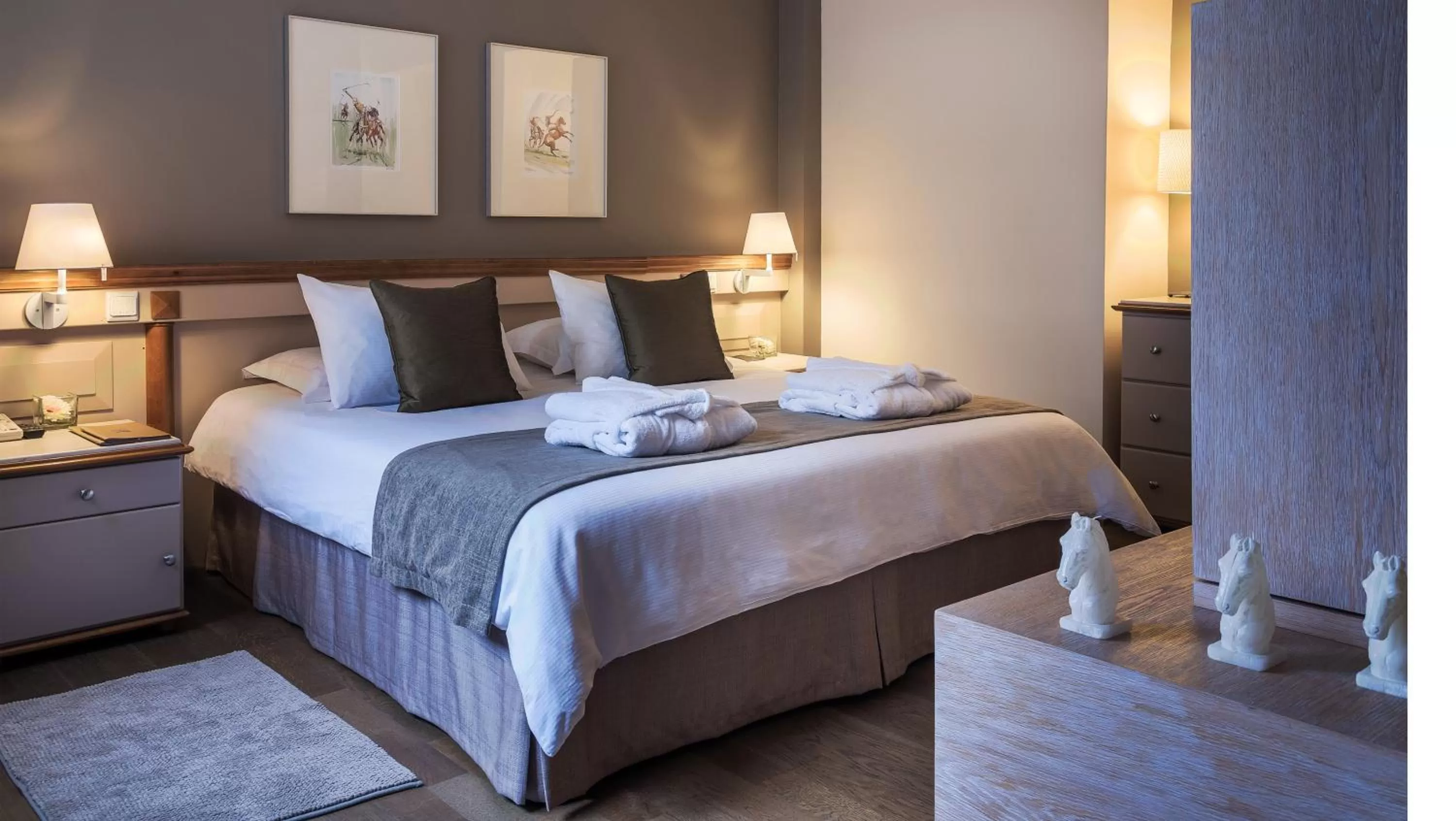 Decorative detail, Bed in Alasia Boutique Hotel