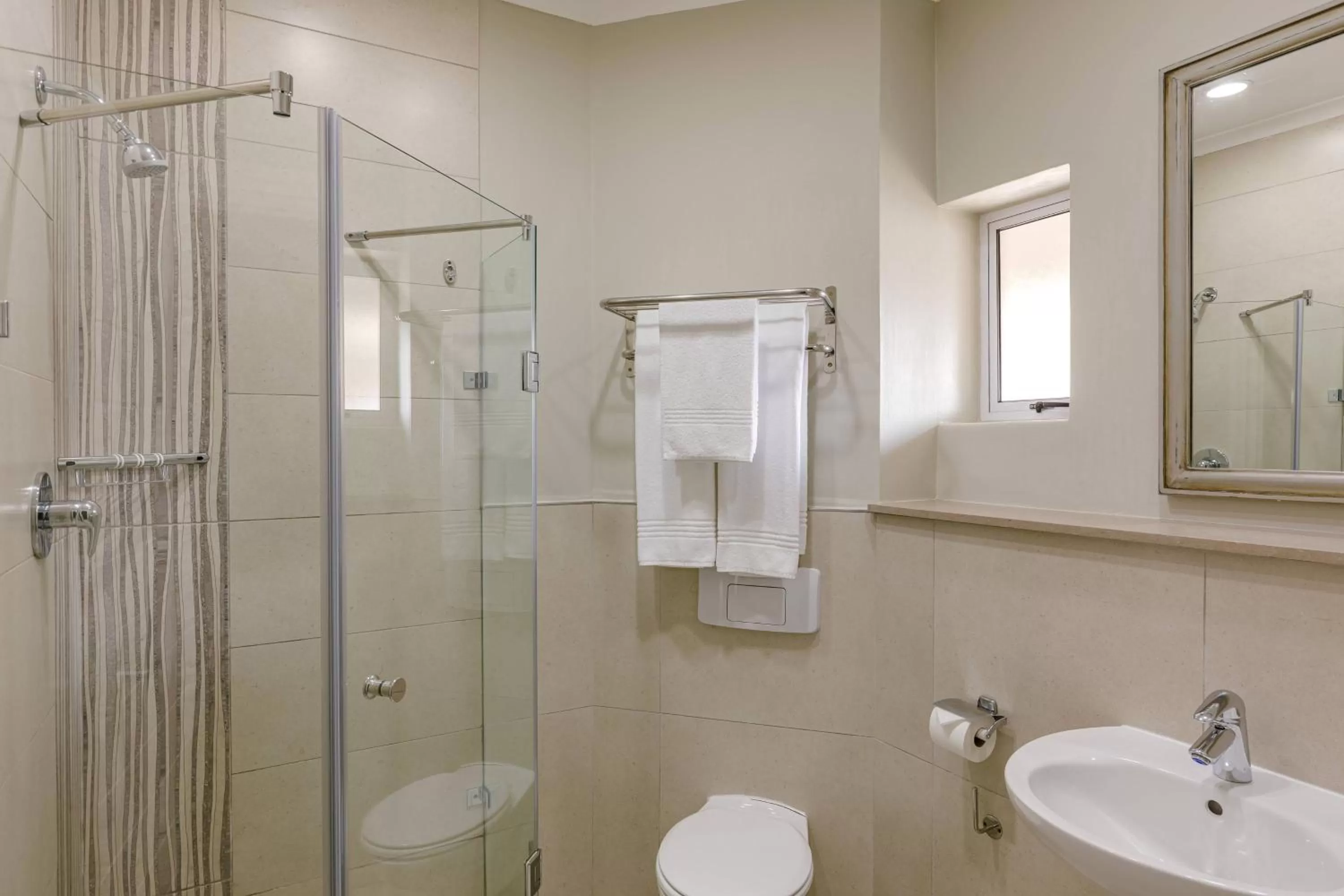 Bathroom in Protea Hotel by Marriott Stellenbosch & Conference Centre