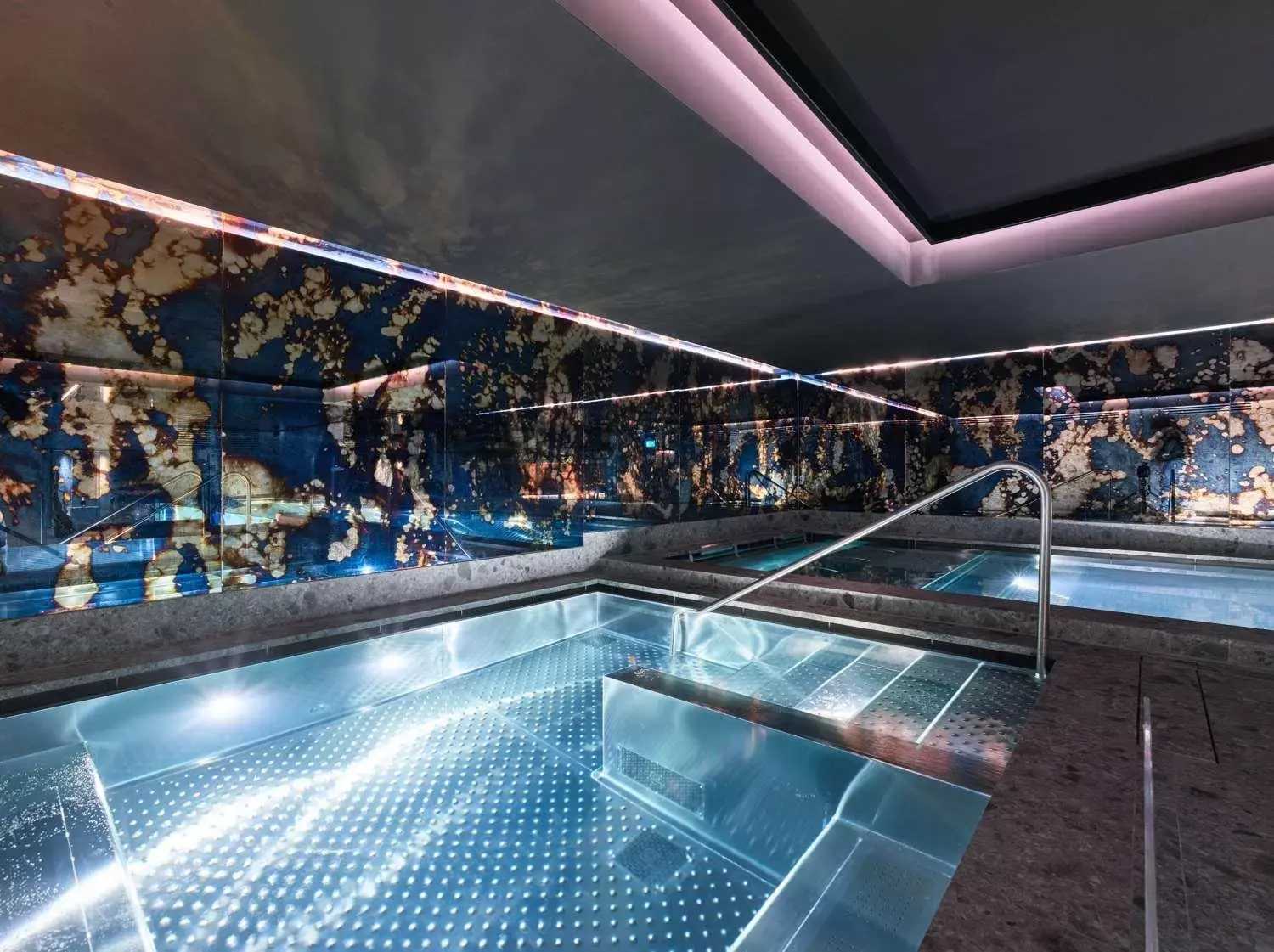 Pool view, Swimming Pool in Wellington Hotel & Spa Madrid