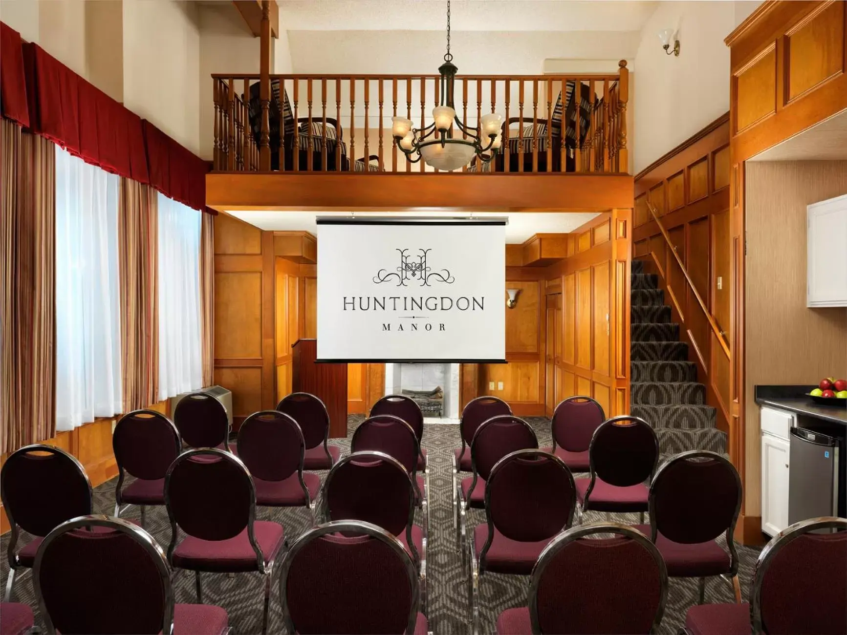 Meeting/conference room in Huntingdon Manor Hotel