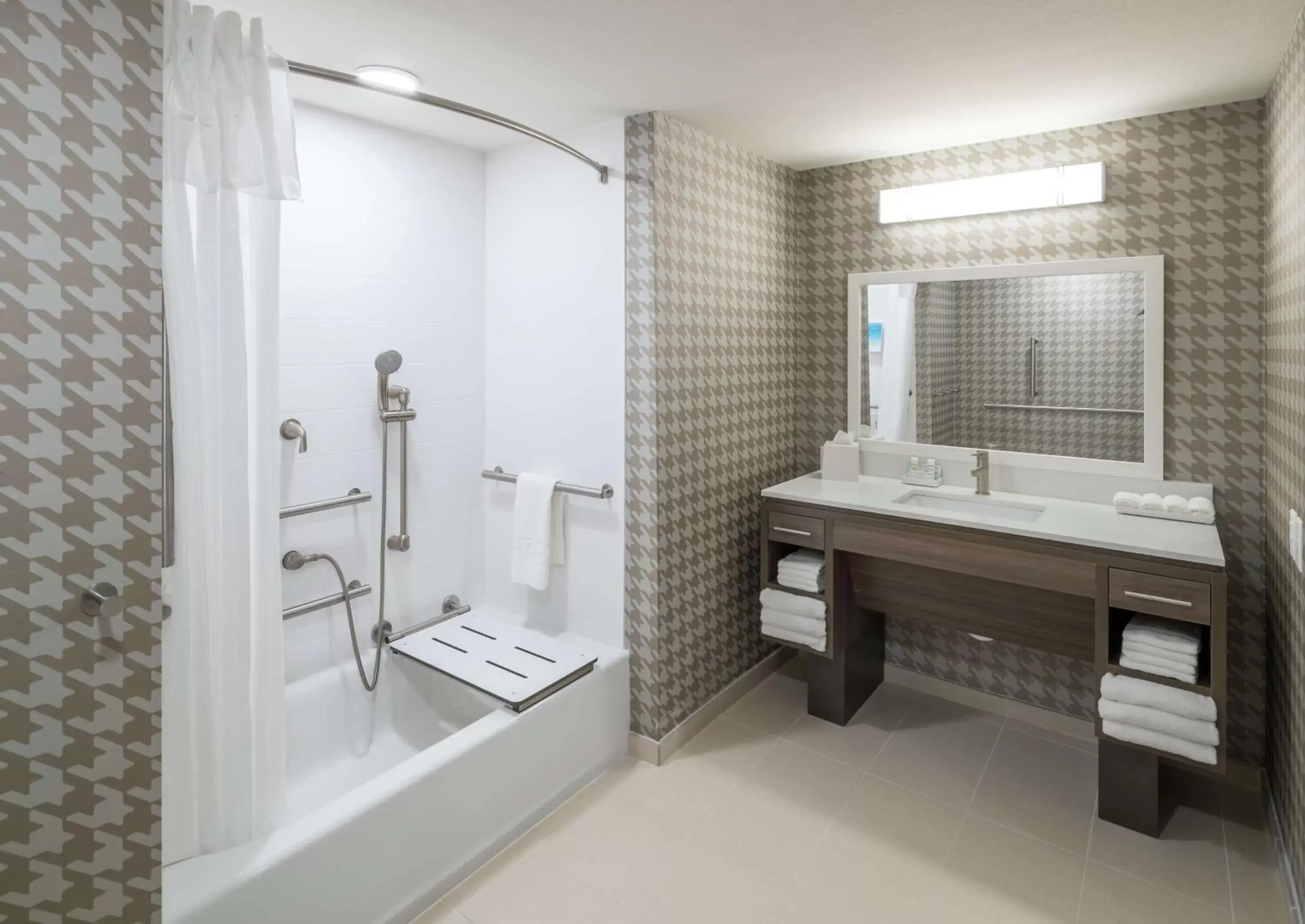 Bathroom in Home2 Suites By Hilton Jacksonville Airport