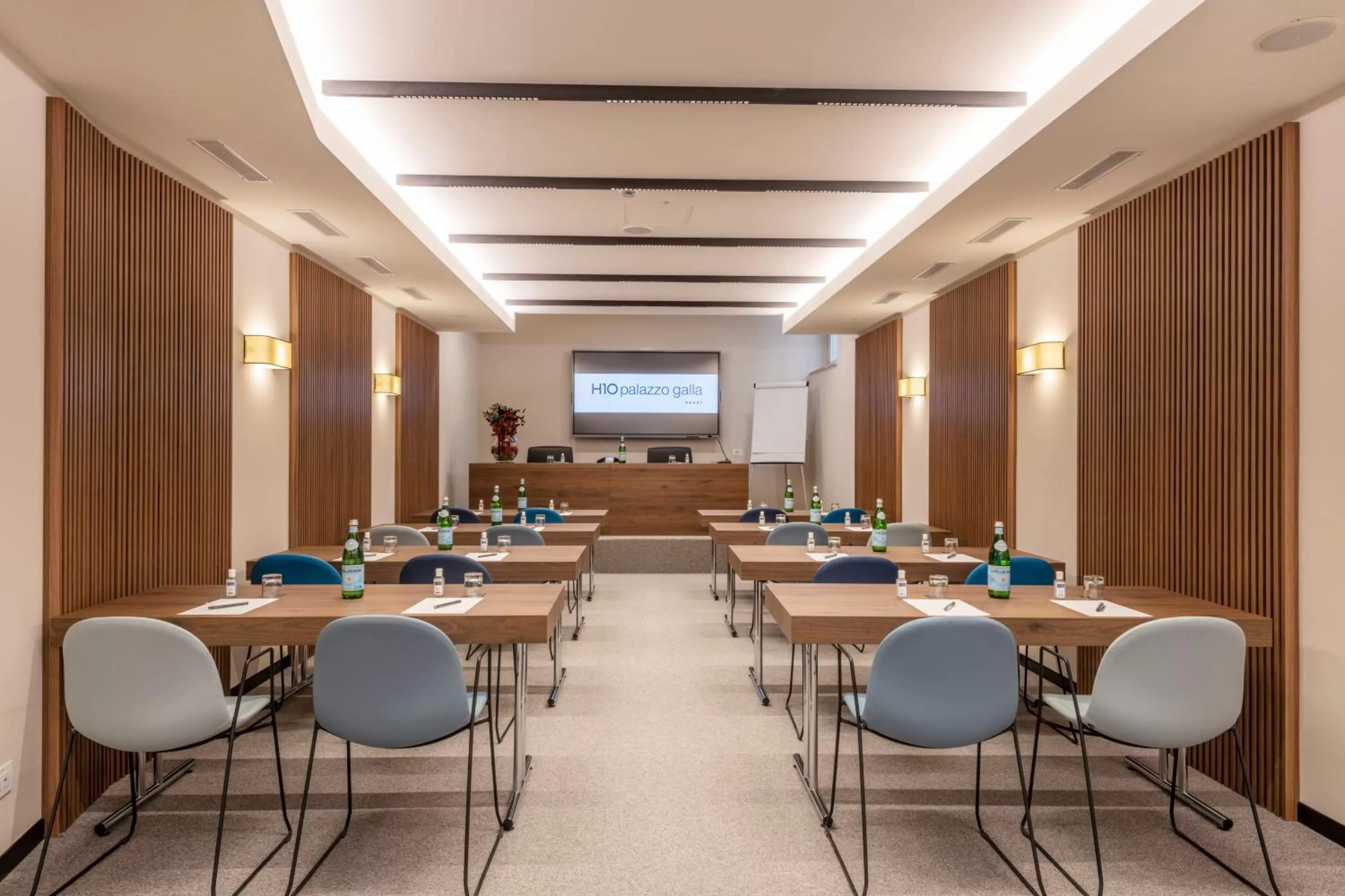 Meeting/conference room in H10 Palazzo Galla