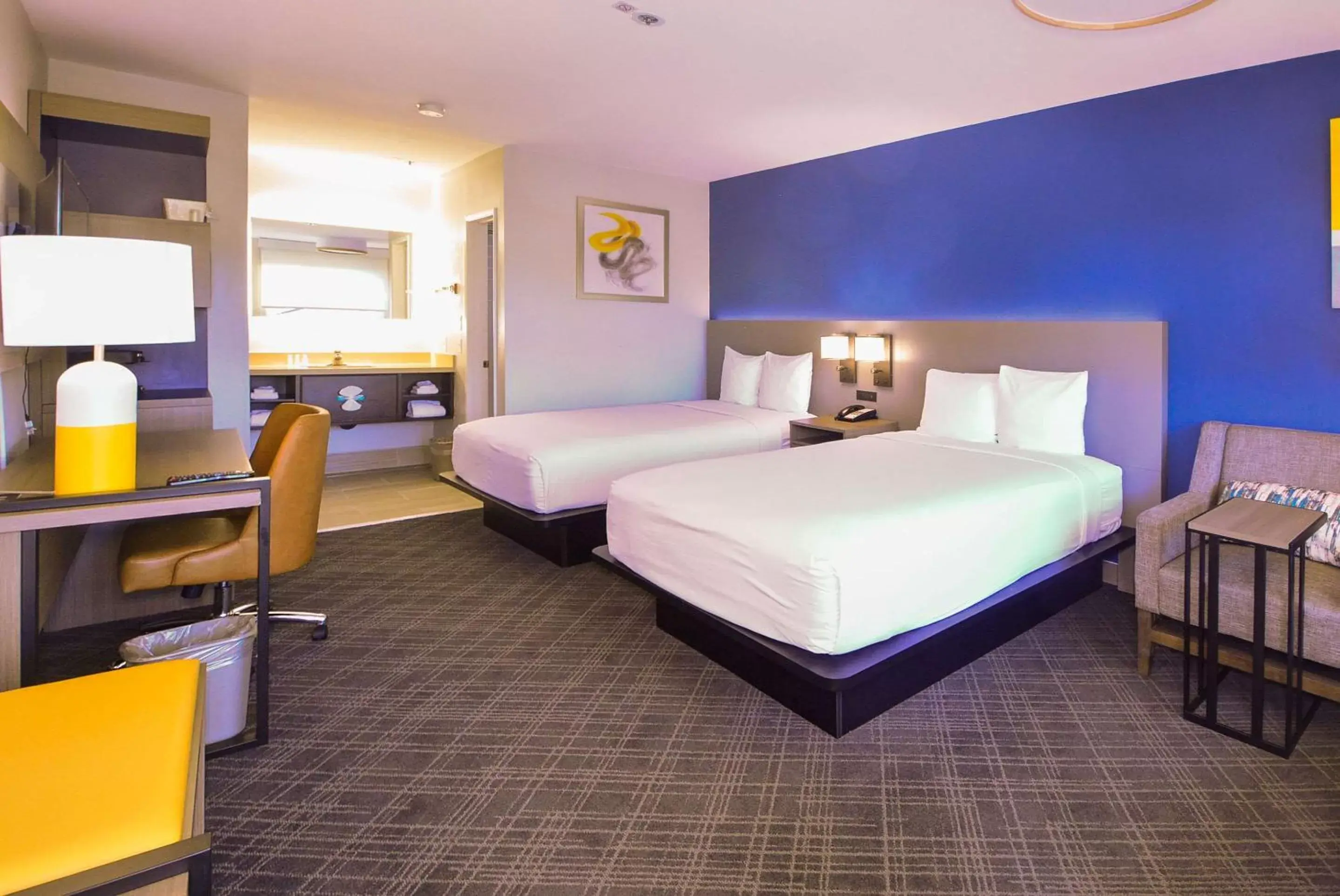 Bedroom, Bed in Quality Inn Encinitas Near Legoland