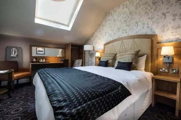 Bed in Sandford House Hotel Wetherspoon