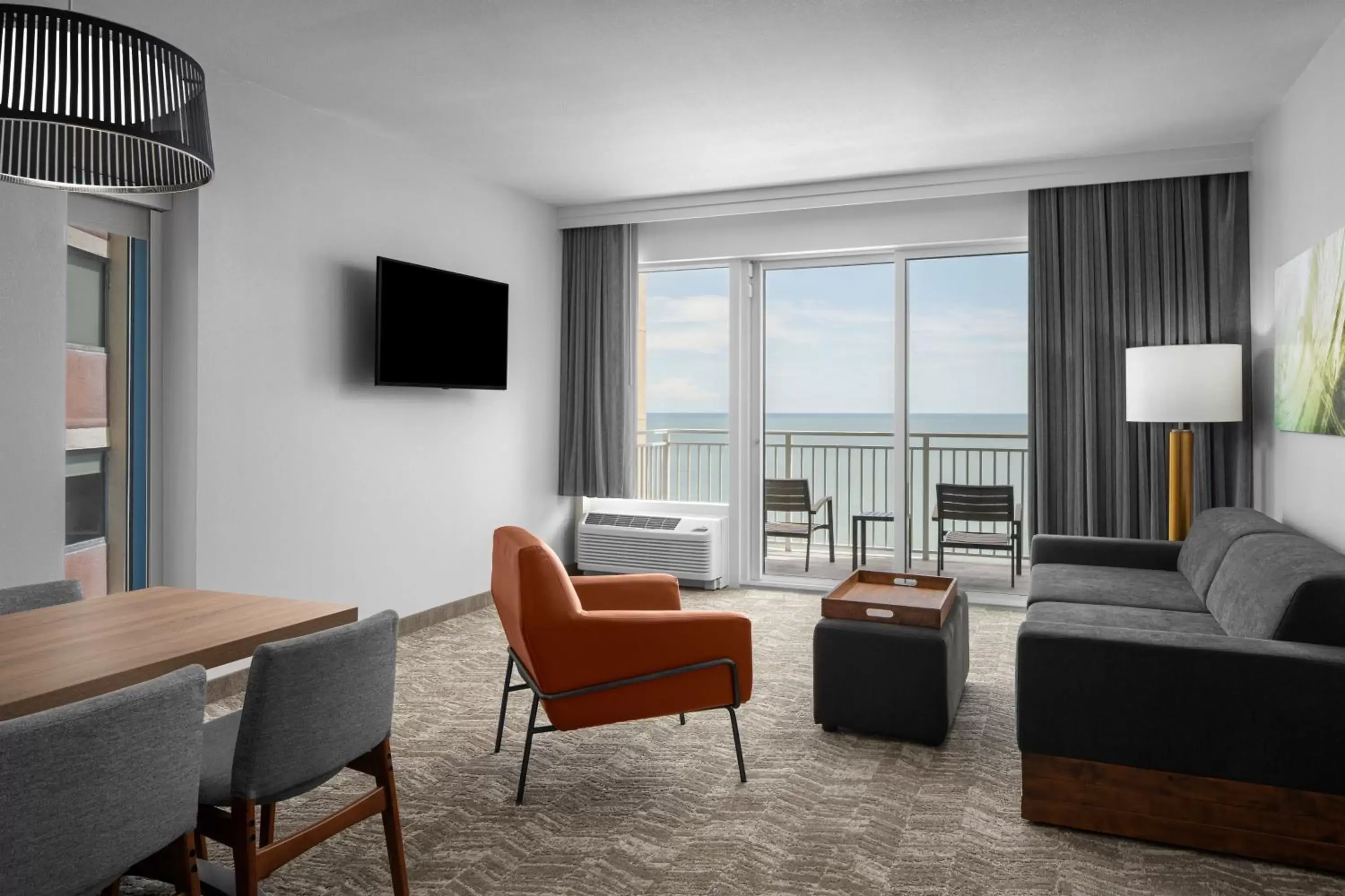 Living room, Seating Area in SpringHill Suites by Marriott Myrtle Beach Oceanfront