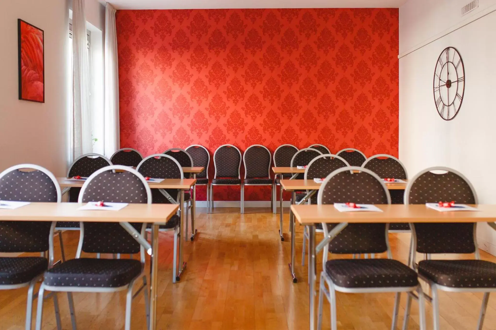 Meeting/conference room in Best Western Plaza Hotel