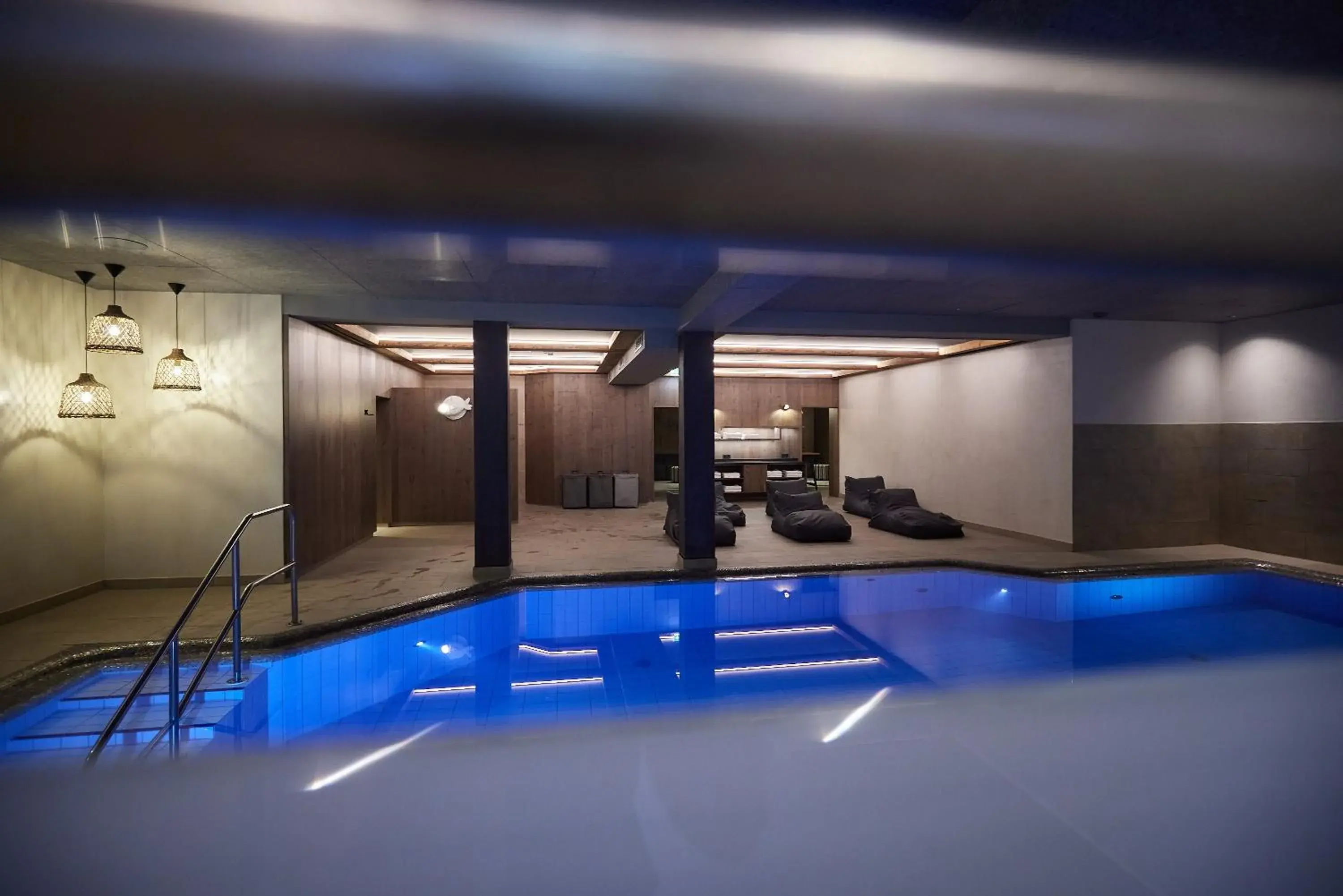 Swimming Pool in SOULSISTERS' Hotel