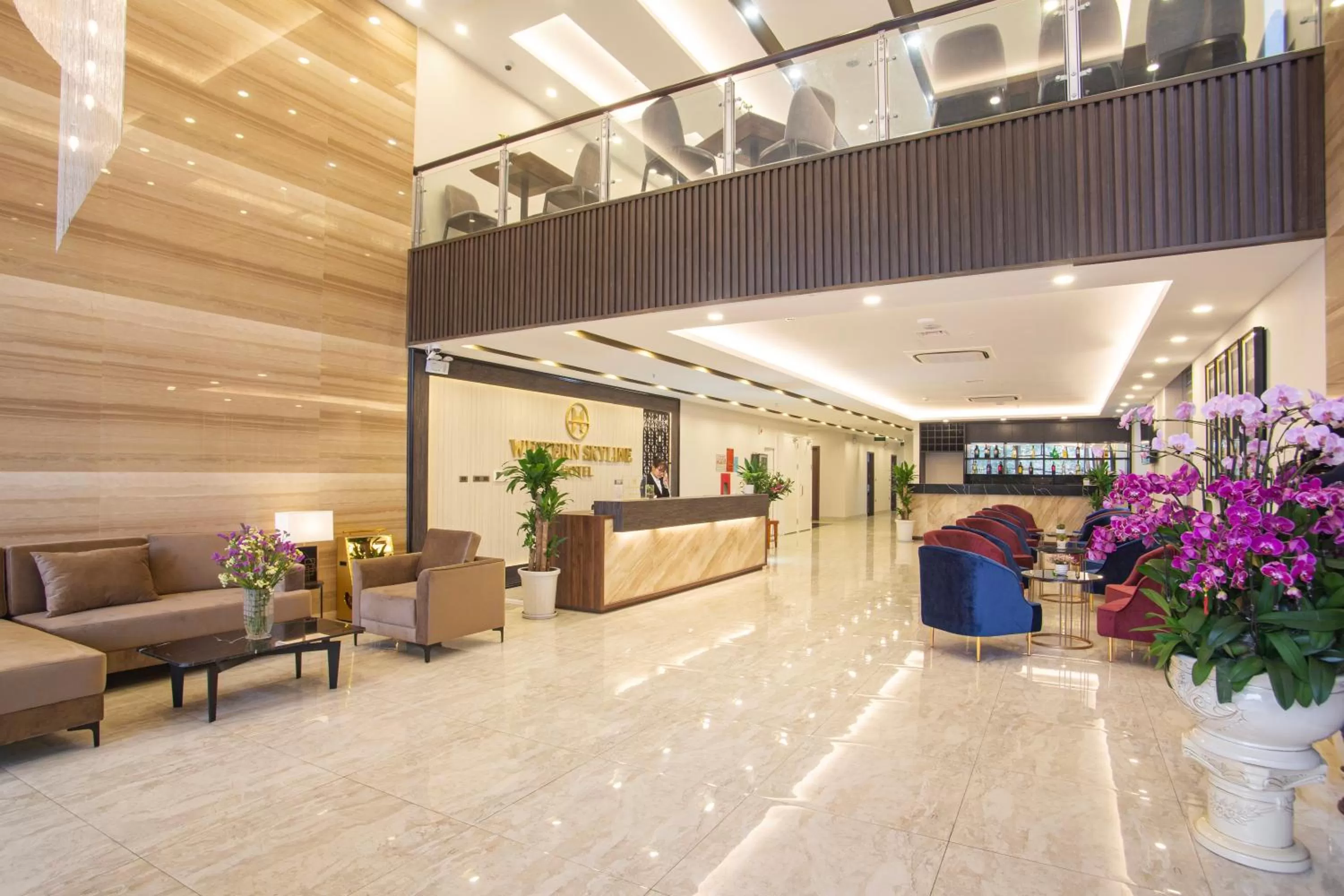 Lobby or reception in Western Skyline Hotel