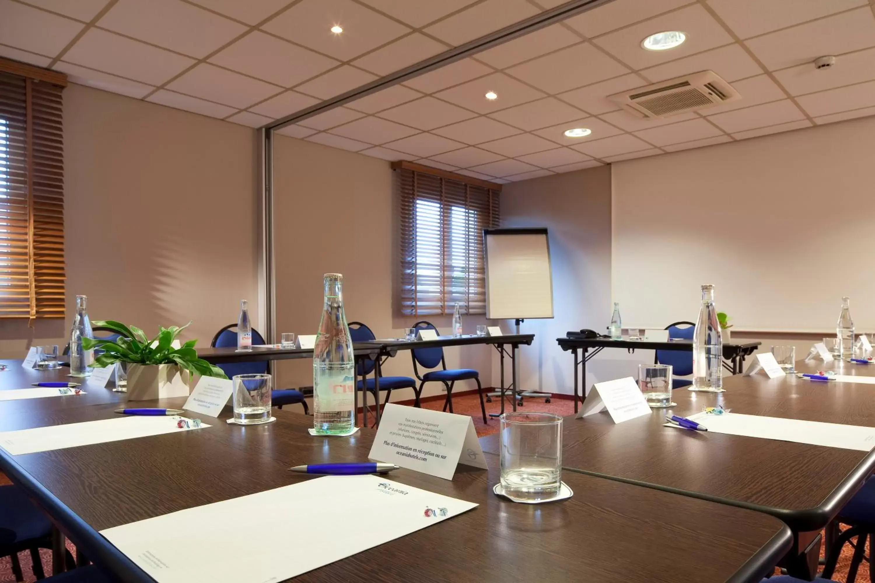 Business facilities, Business Area/Conference Room in Escale Oceania Nantes