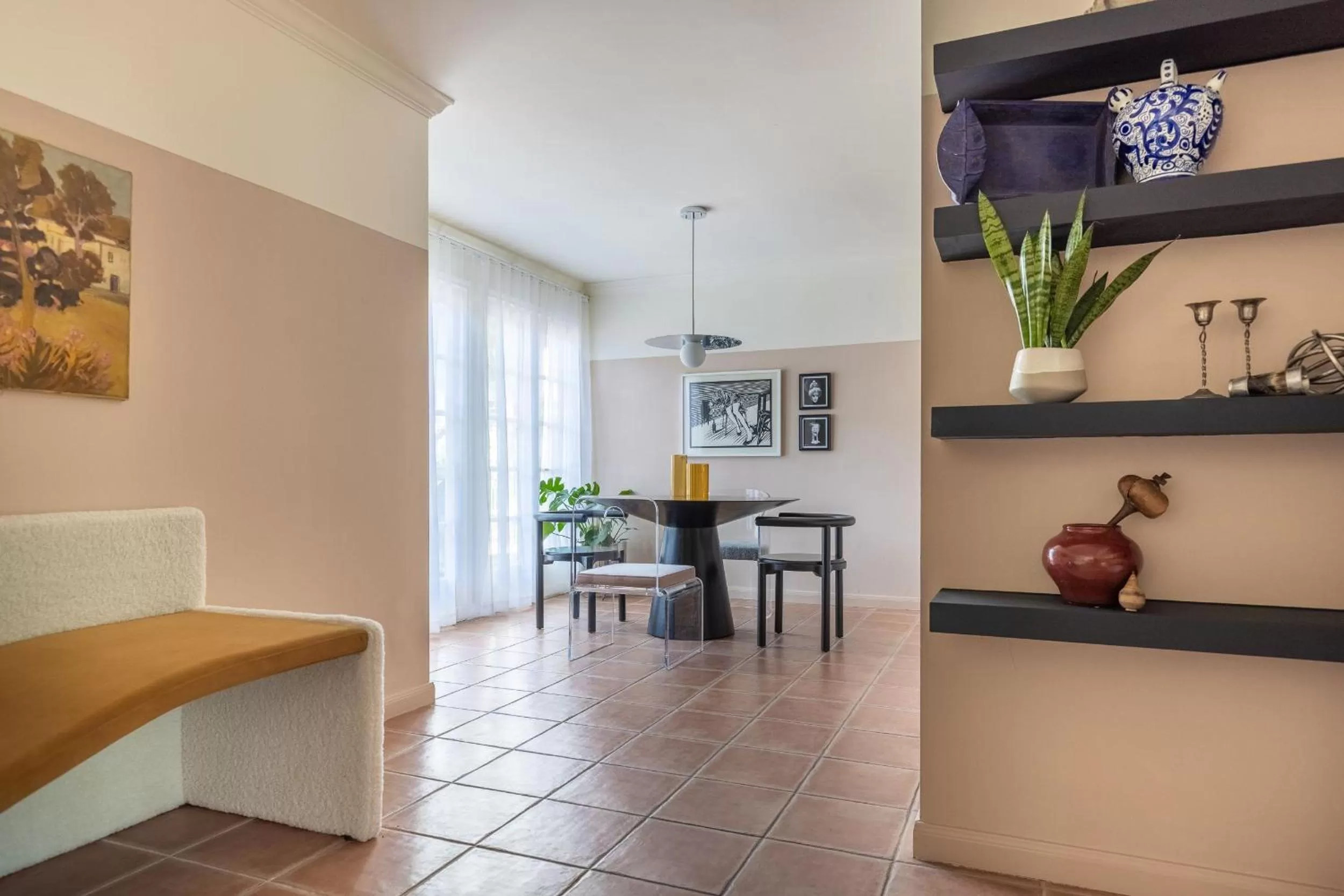 Living room in La Colombe d'Or Hotel
