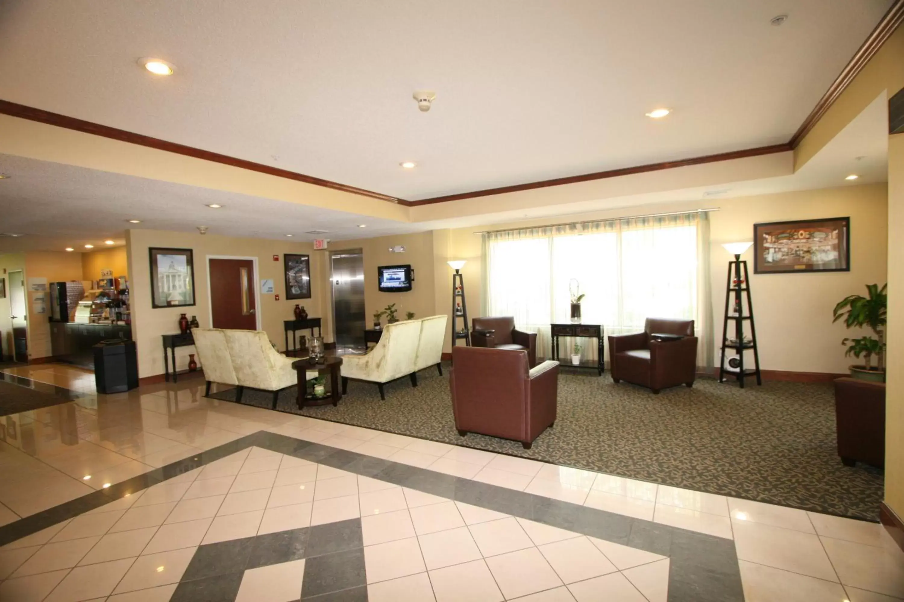 Lobby/Reception in Country Inn & Suites by Radisson, Shelby, NC