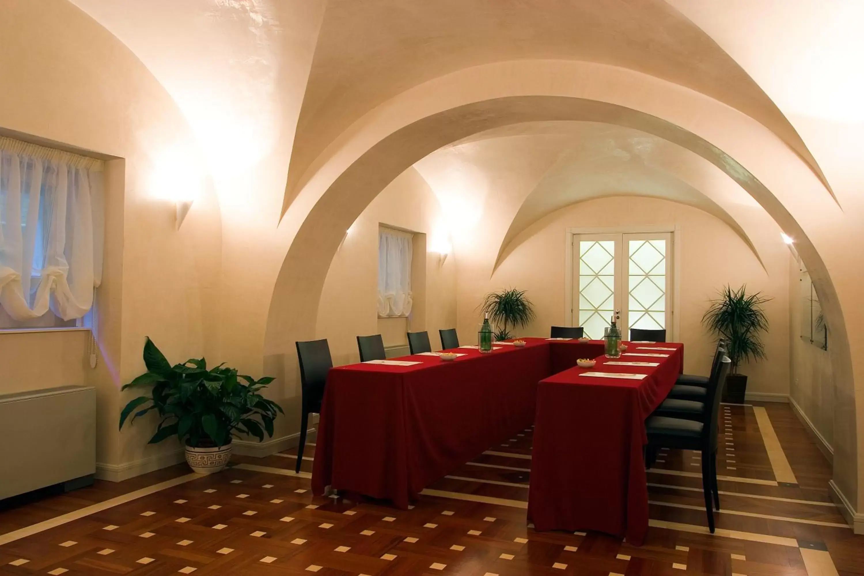 Business facilities in Il Principe Hotel Catania