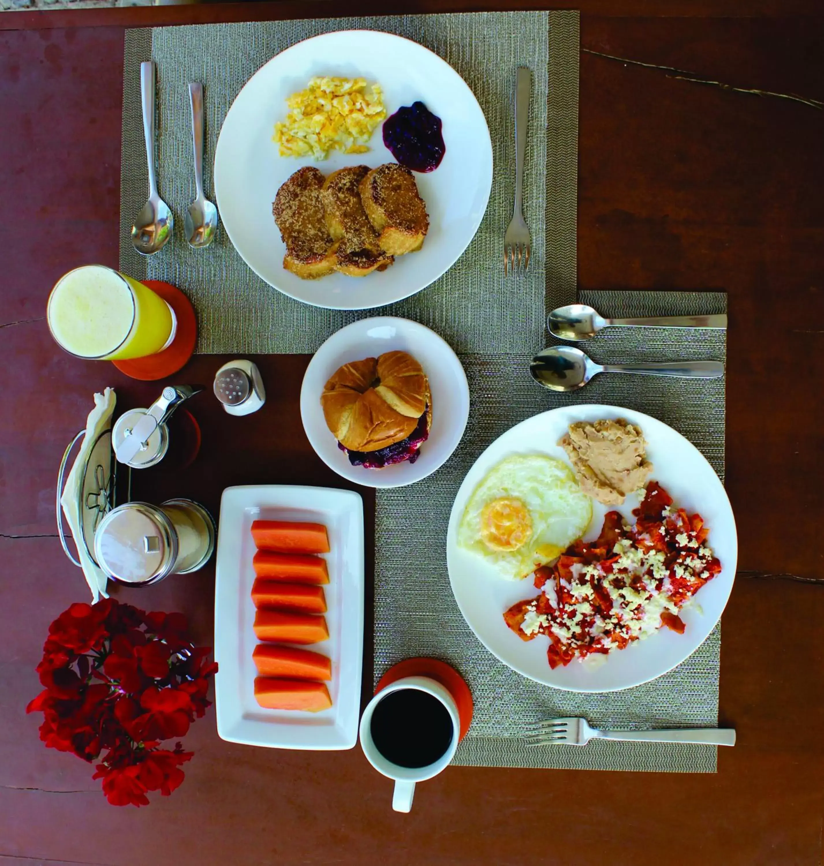 Breakfast in Hotel Lindo Ajijic Bed & Breakfast