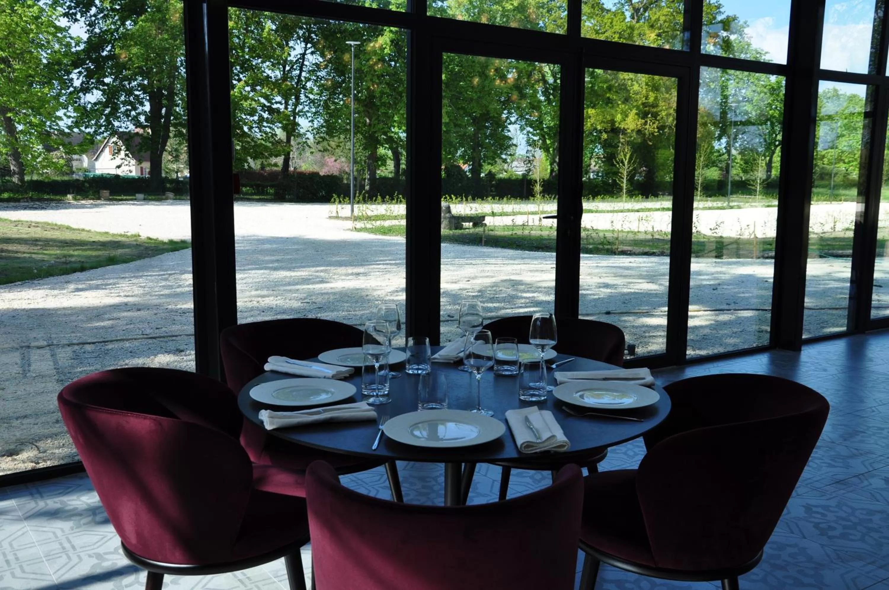 Restaurant/places to eat in Château Origny - Moulins