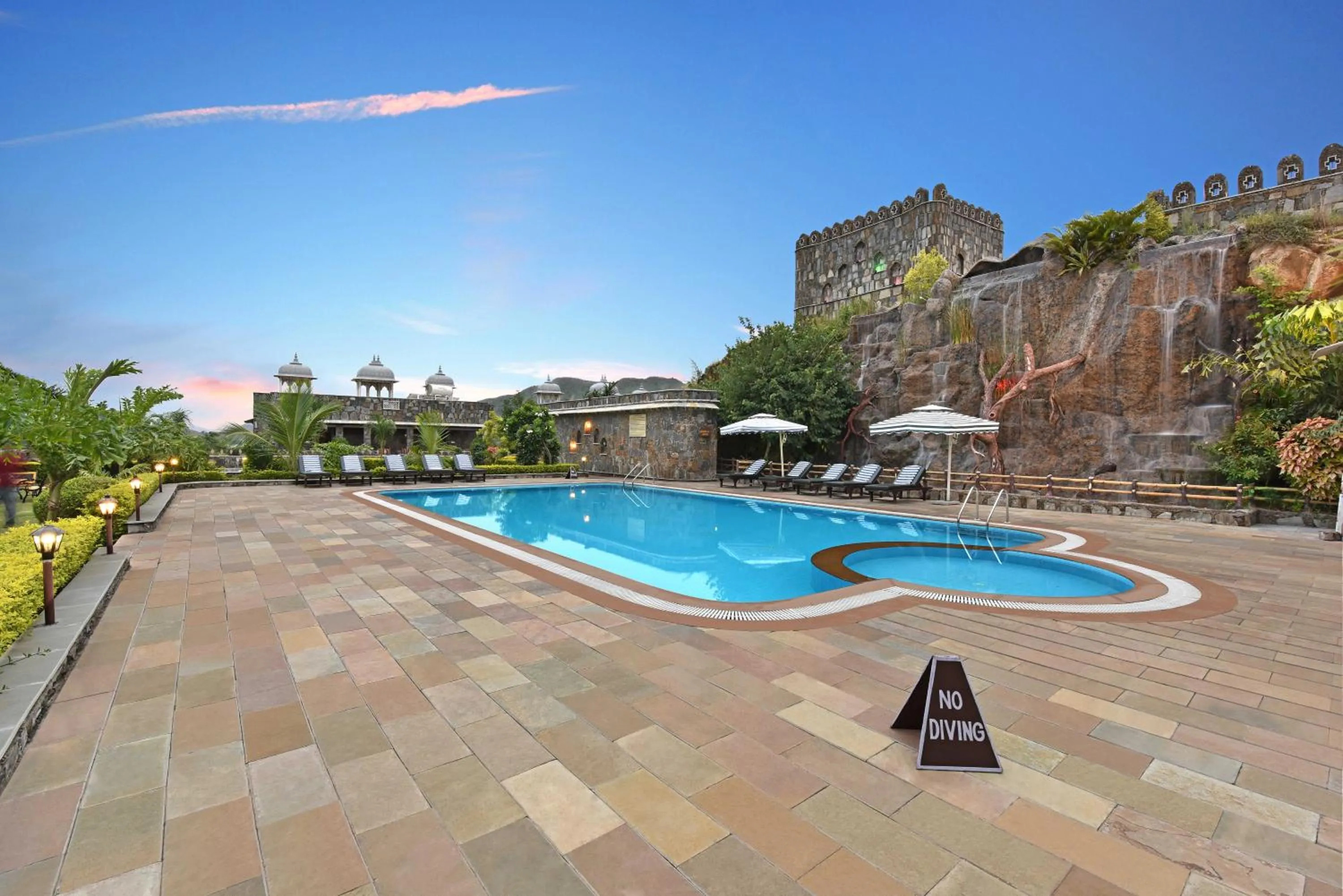 Swimming pool in The Amargarh