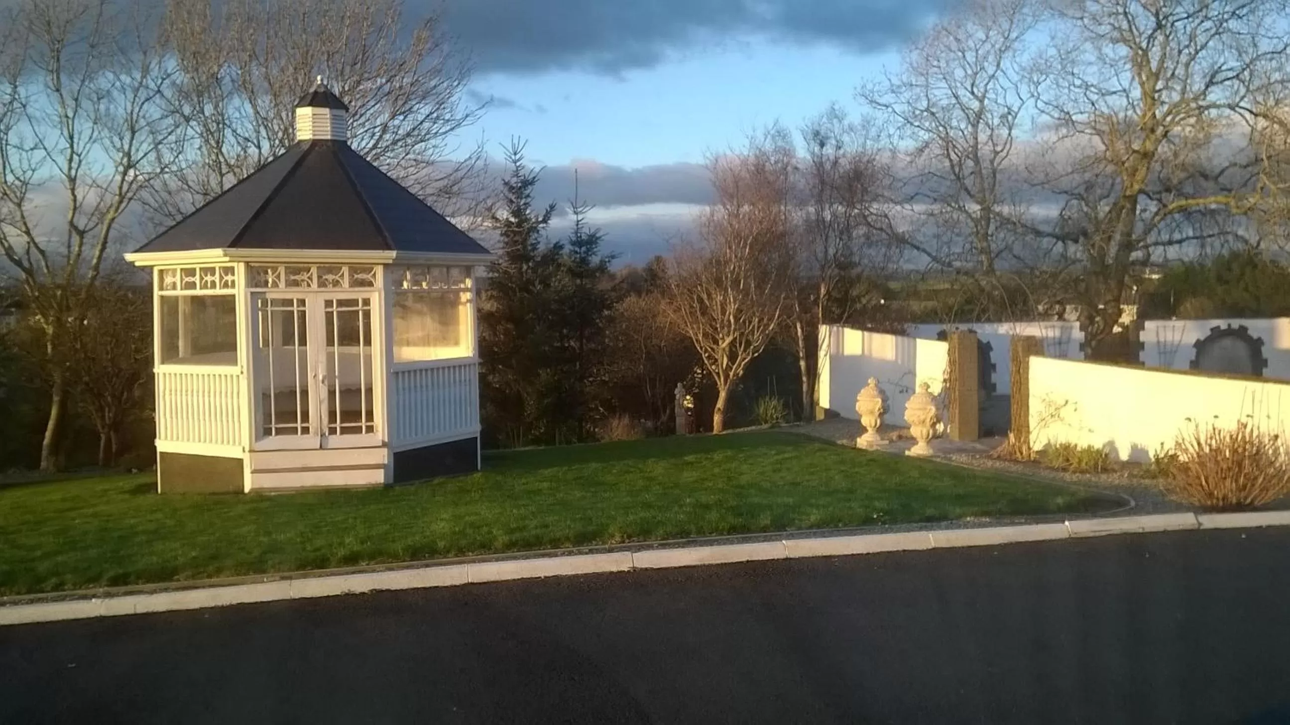 Garden in Carrabaun House