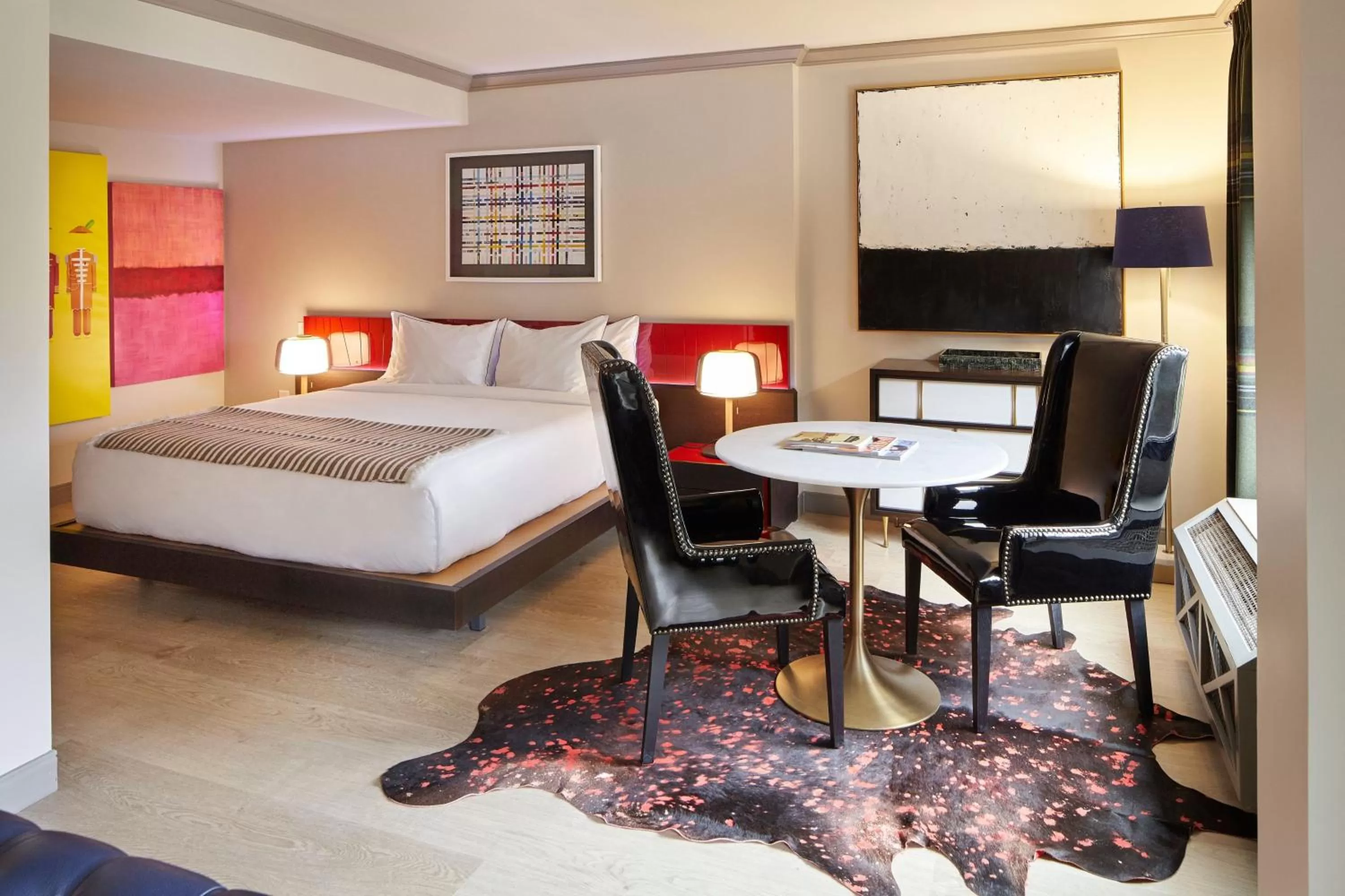 Photo of the whole room, Bed in The Burgess Hotel, Atlanta, a Tribute Portfolio Hotel