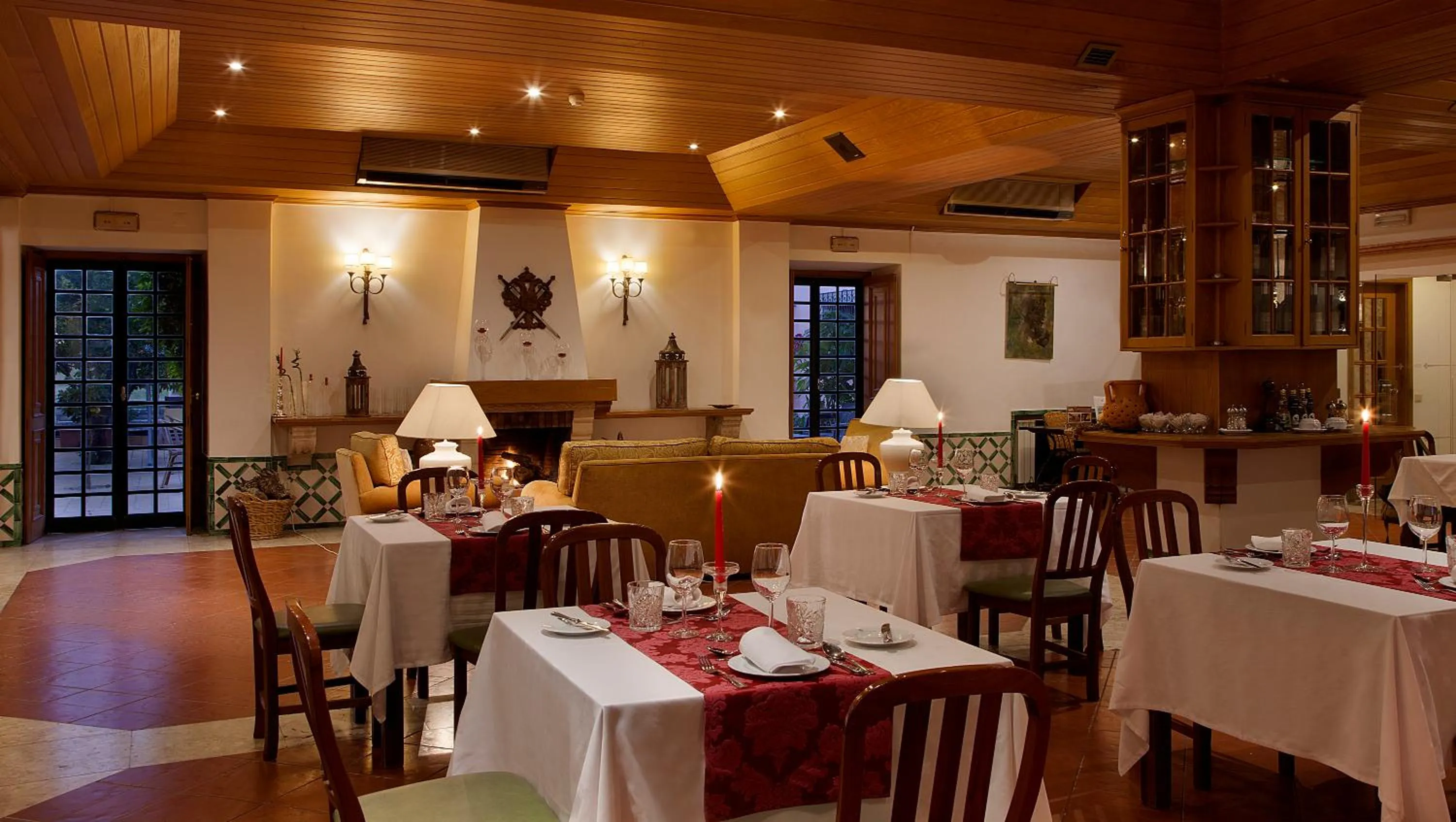 Restaurant/places to eat in Turim Club Azeitao Hotel